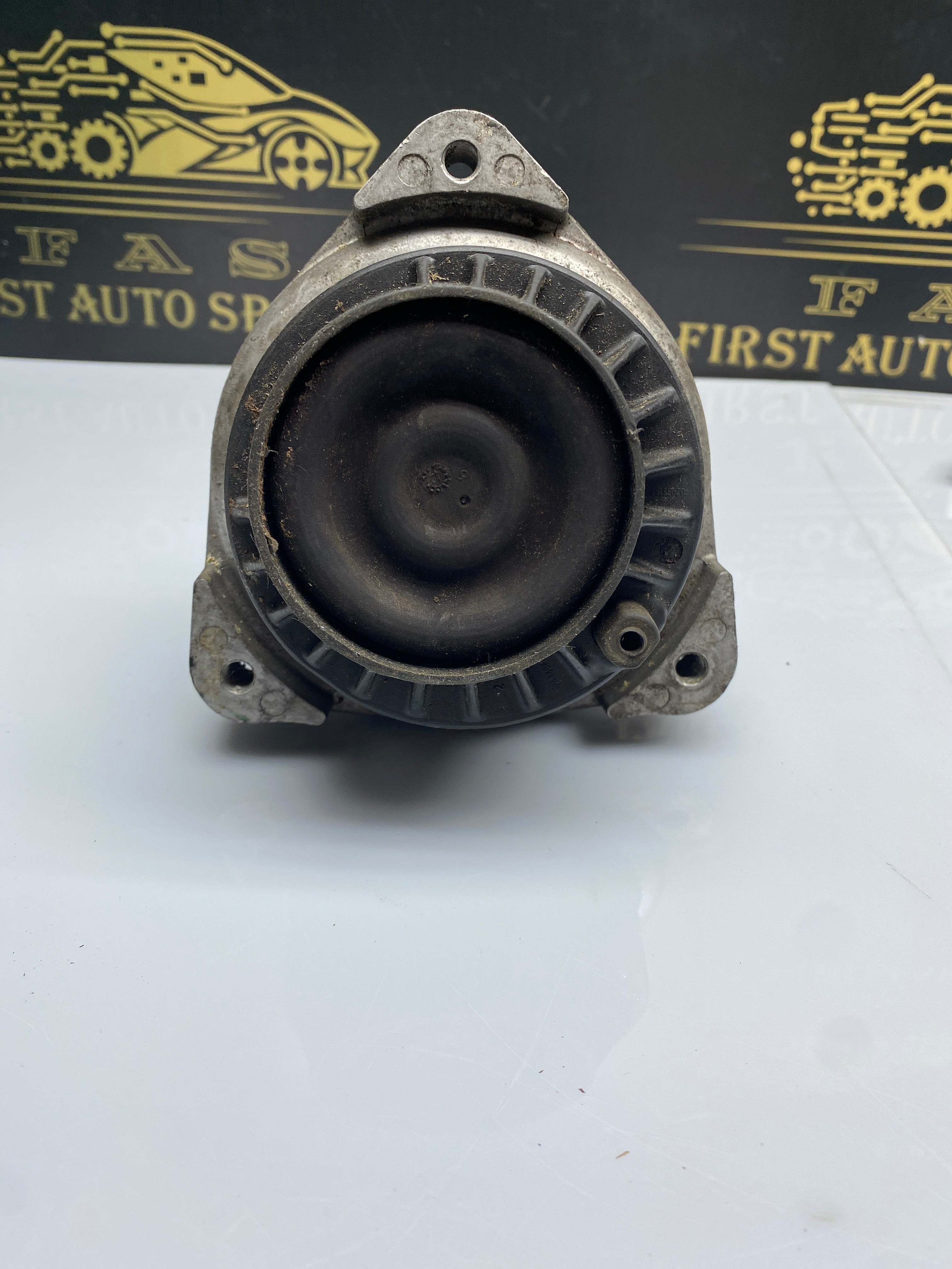 BMW 5 Series F10 2.0D Engine Mount – 2010–2017 (22116777371)
