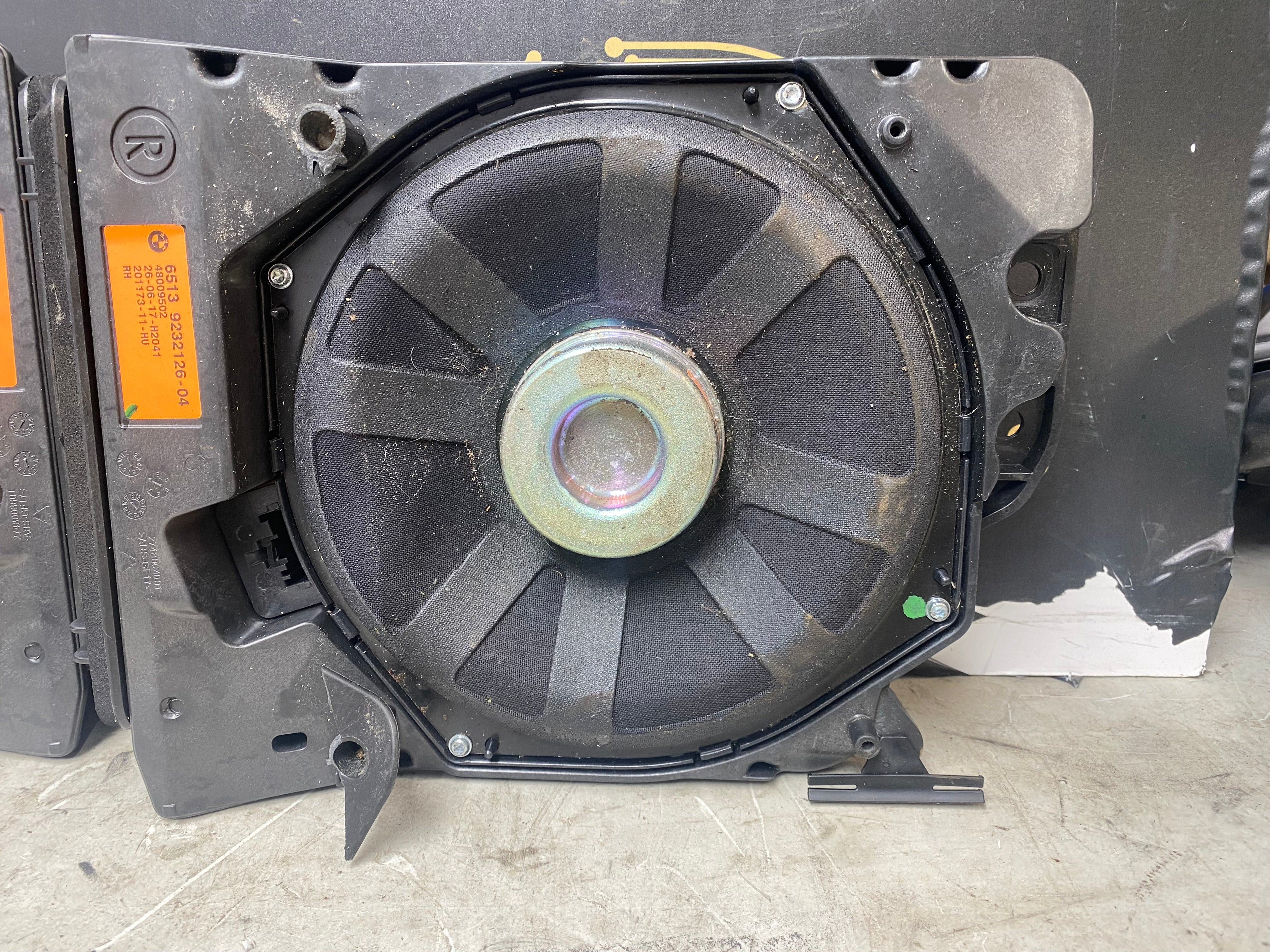 BMW 1&2 Series F20 Subwoofer Speakers (Pair) 2011–2021 (9232125-04/ 9232126-04)