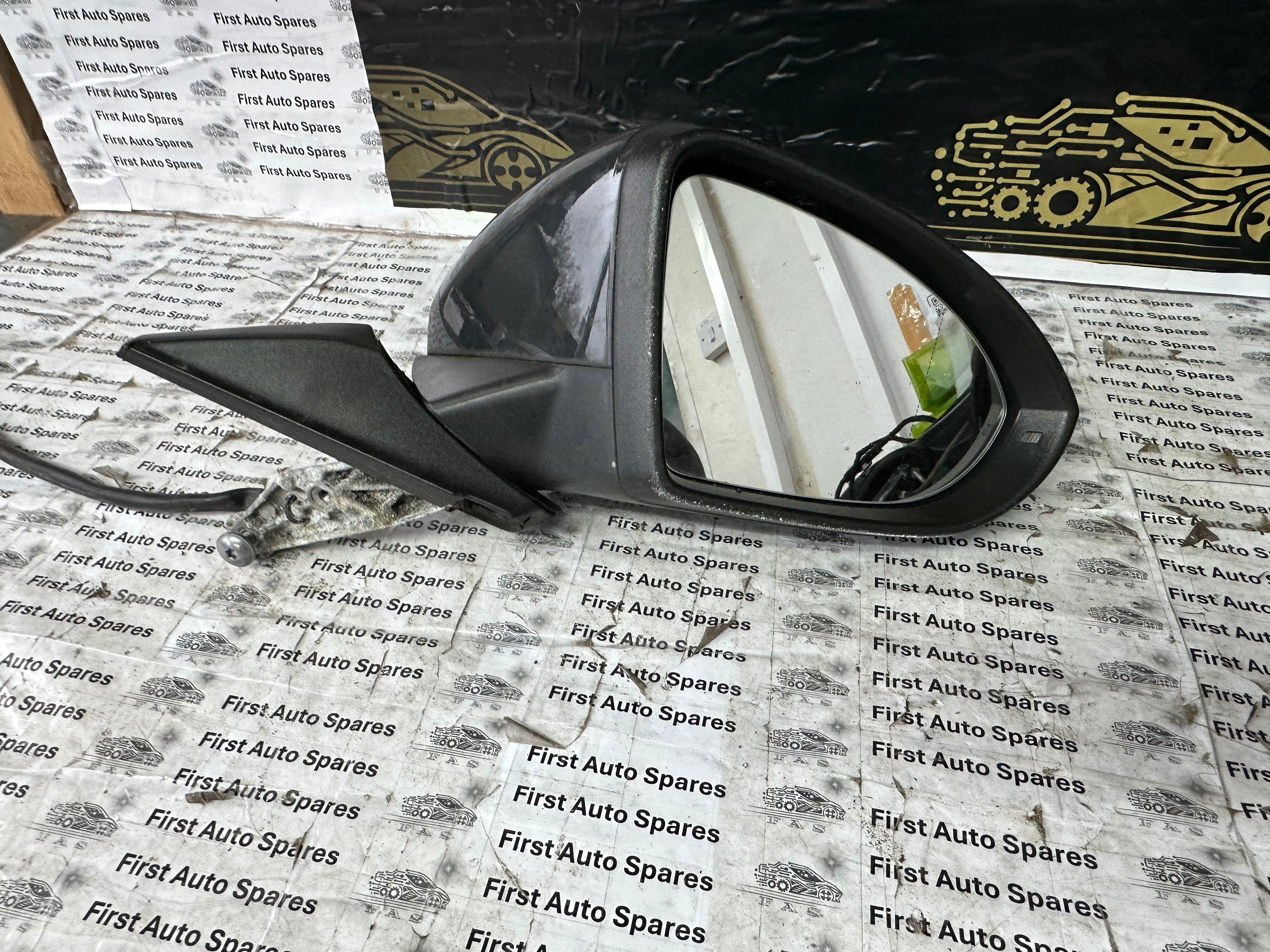 Volkswagen Golf MK7.5 2013–2017 Right Driver’s O/S Wing Mirror