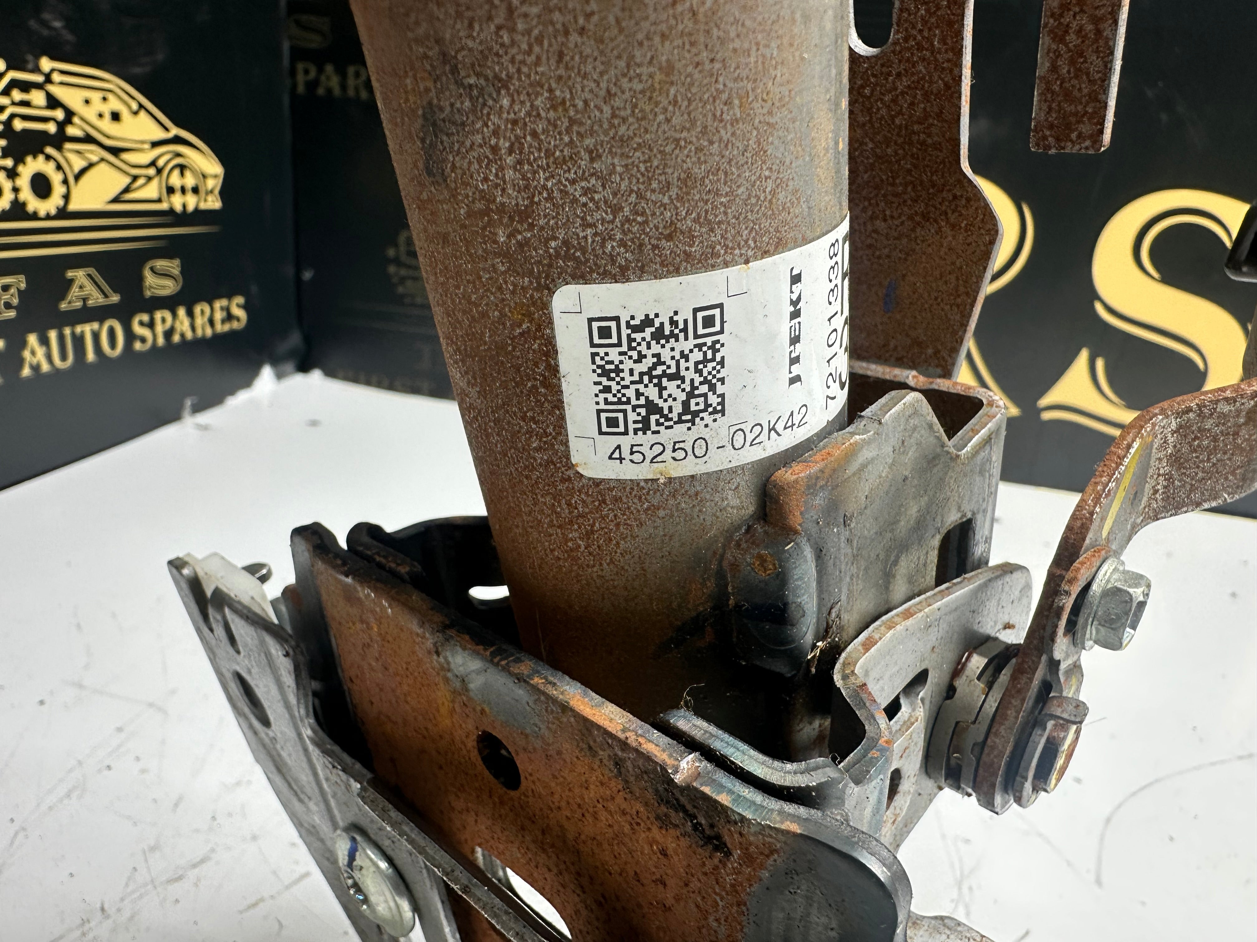 Toyota Auris Steering Column Joint (45250-02K42)