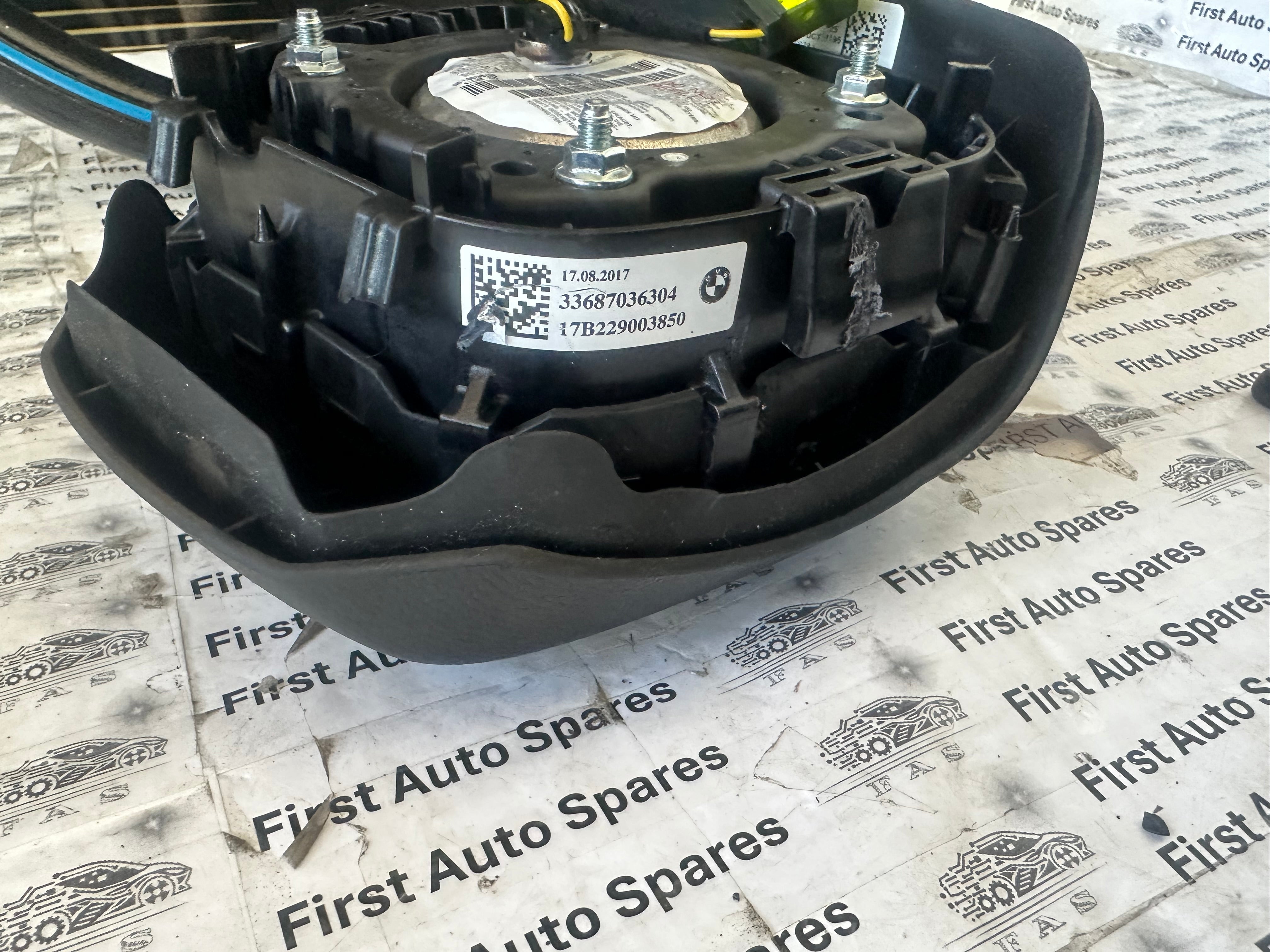 BMW i3 2018 Steering Wheel with Airbag (6870159-02) (DVV5622)