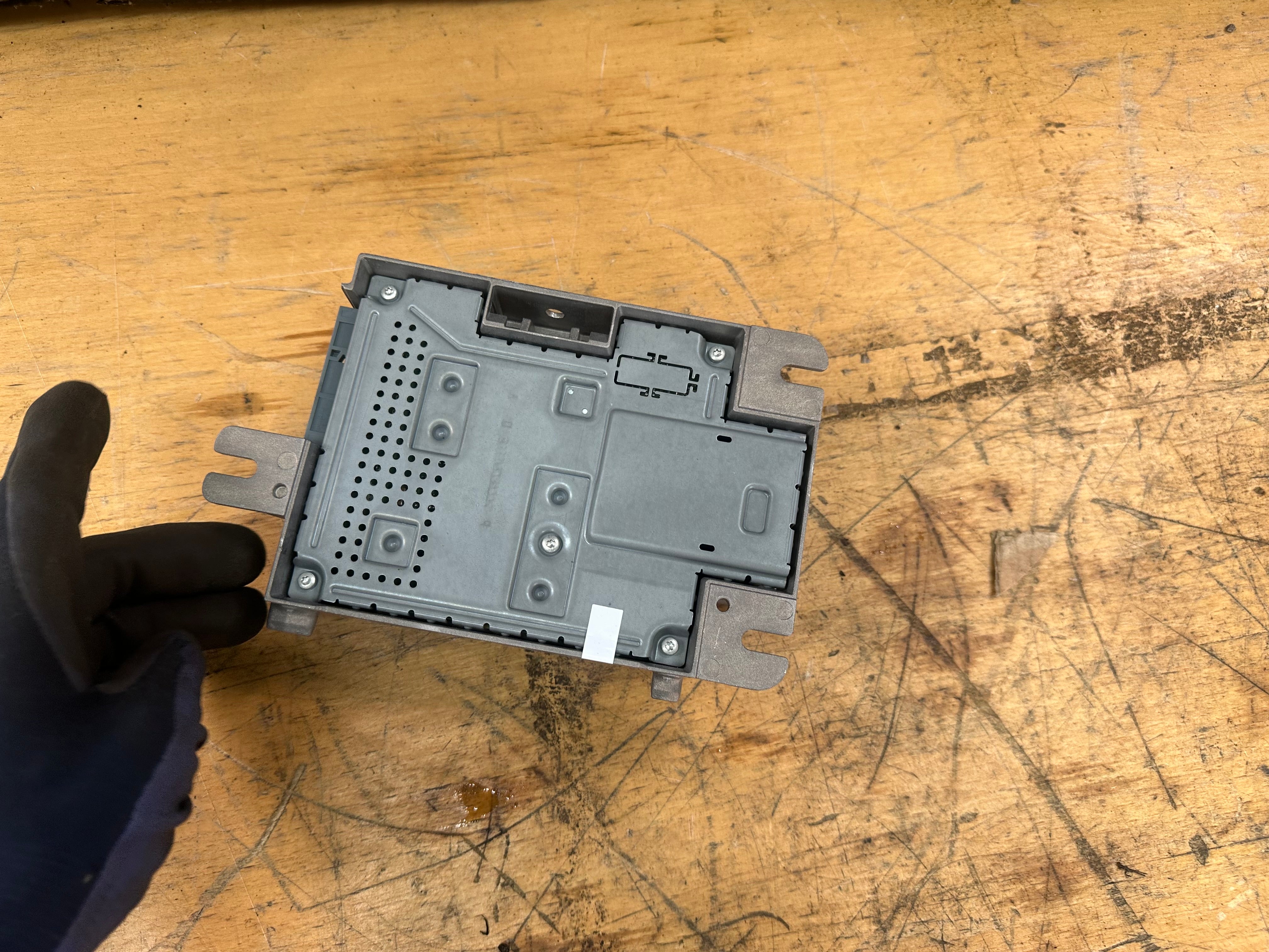 BMW X5 Series F95 G05 2019 Harman Tuner Audio Sound Amplifier (HV 8779573 01)