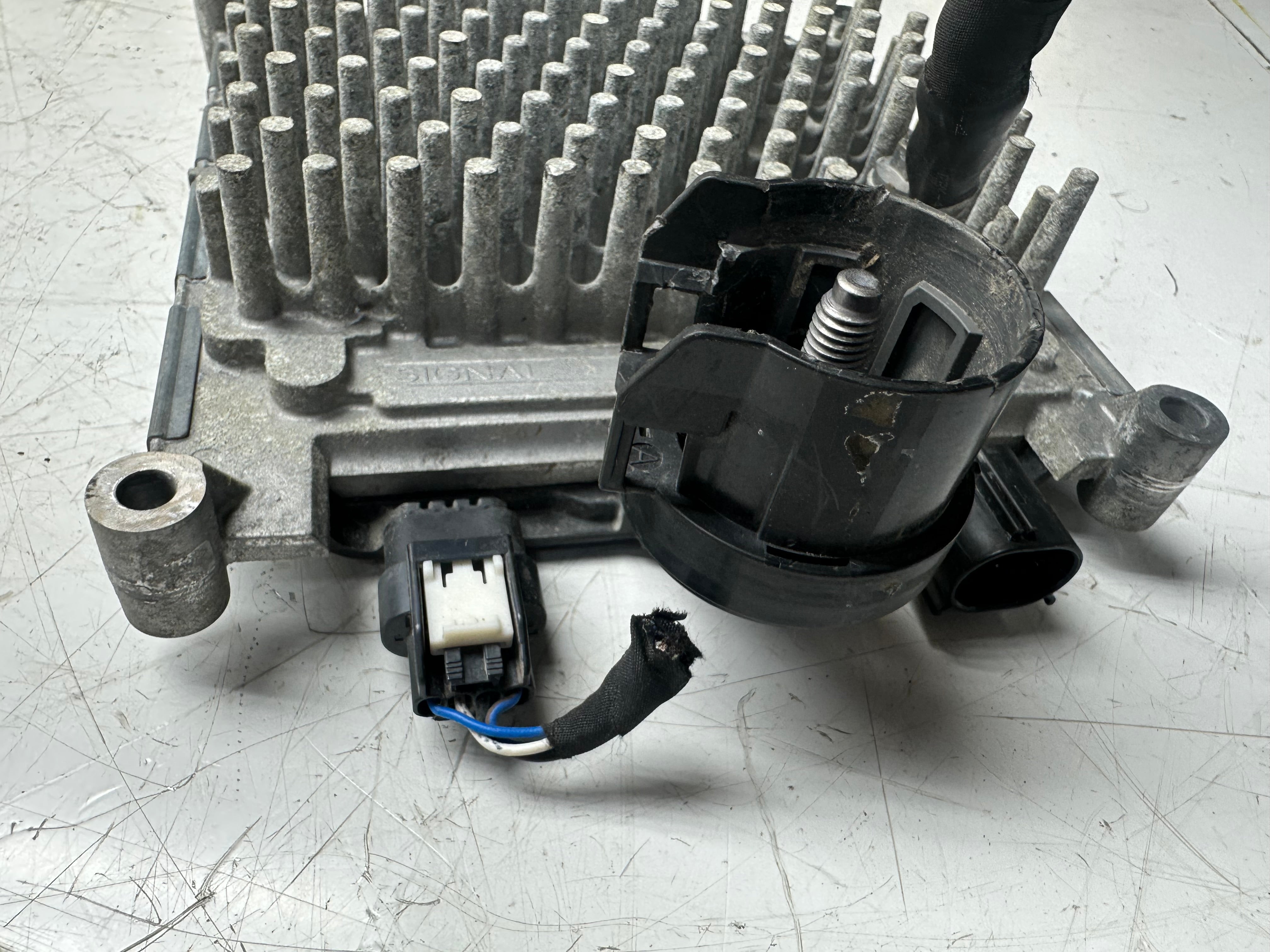 Ford Fiesta MK8 2018-2024 Hybrid Voltage Converter Module (LX7A-14B227-AK)