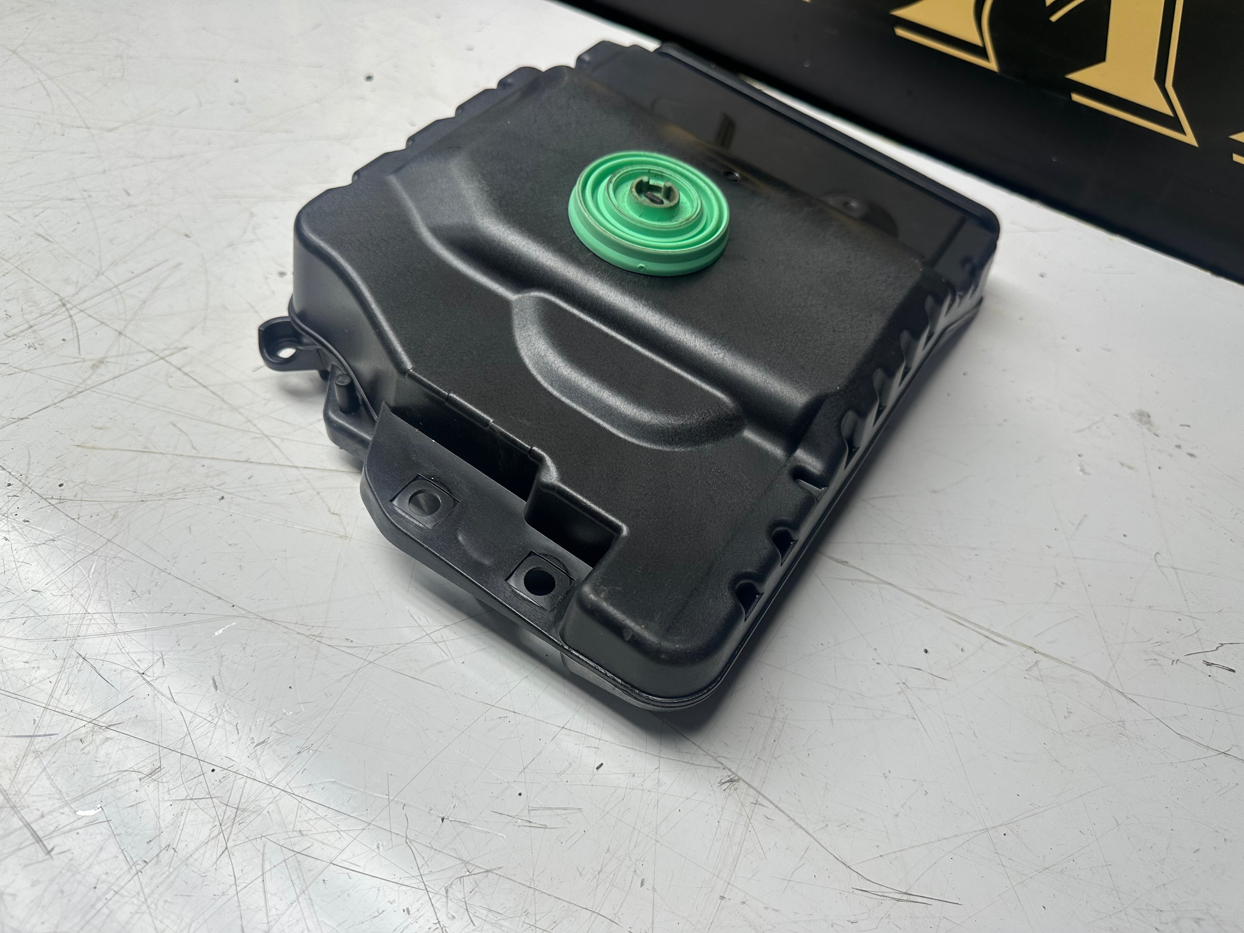 BMW 4 Series Harman Kardon Subwoofer Speakers Set (65139210151-04) (65139210152-04)