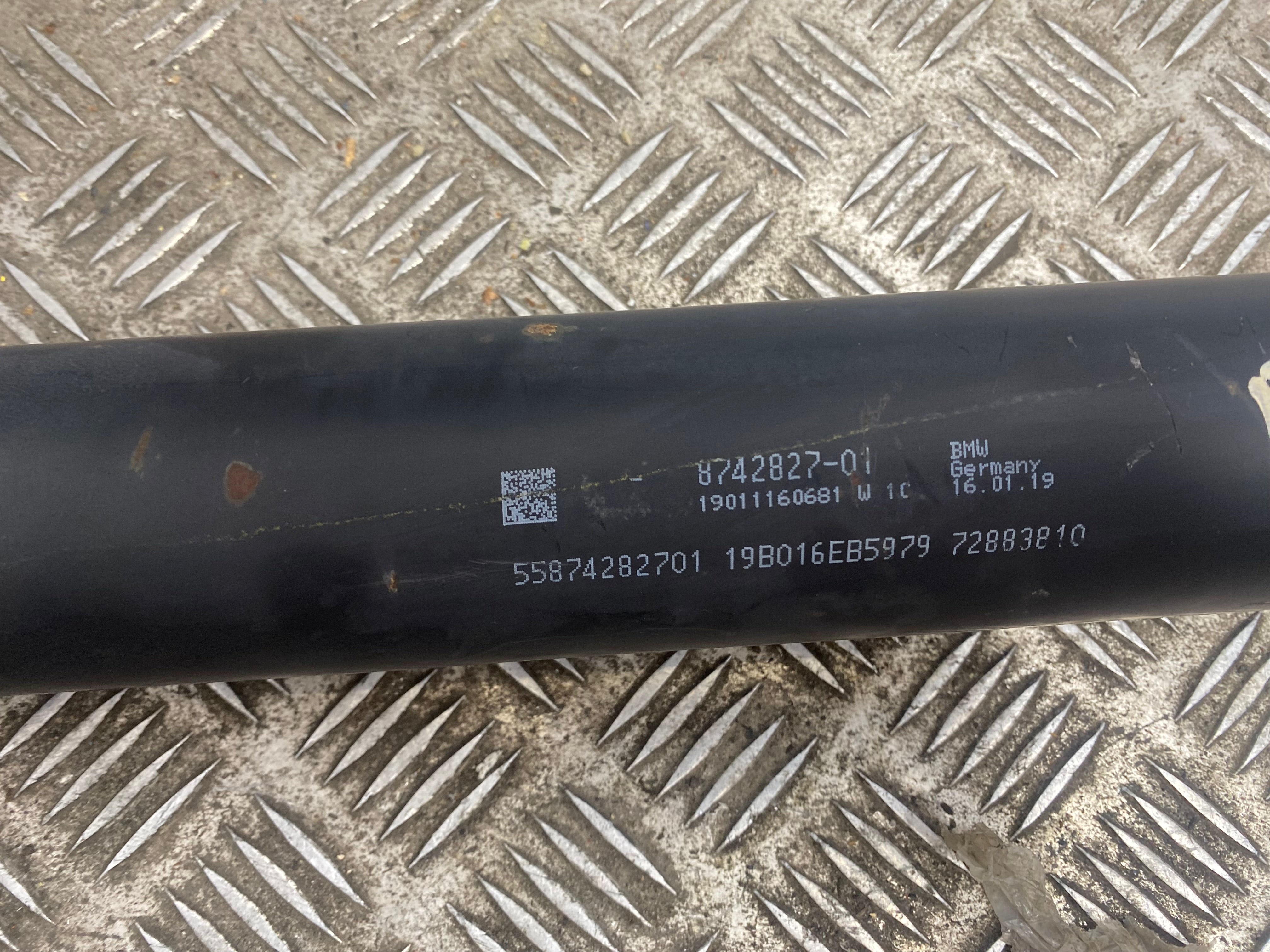 BMW 5 Series G31 LCI Propshaft Tube 2.0 Diesel B47D20 2021 (72883810)