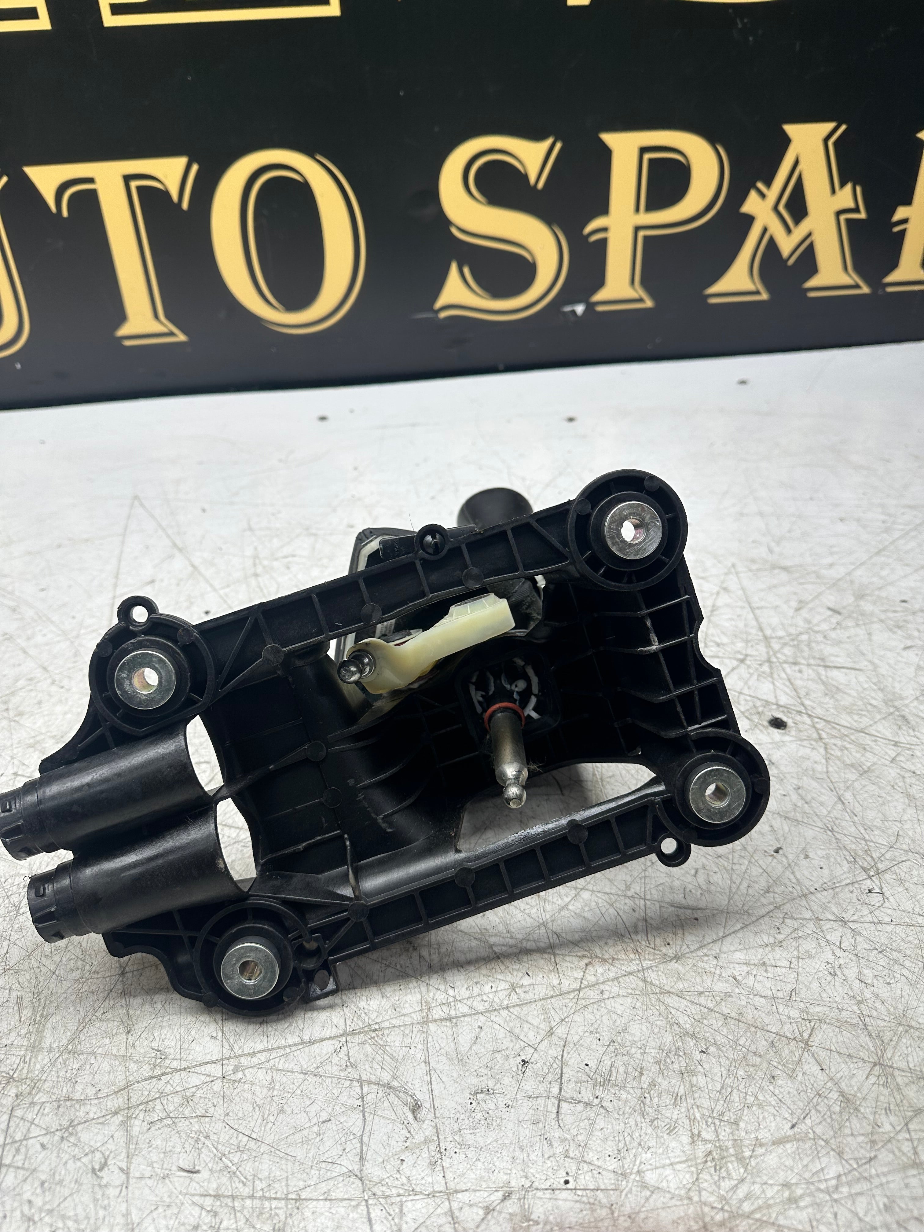 BMW 1 Series F40 1.5 Petrol Manual Gear Stick / Shifter (2020)