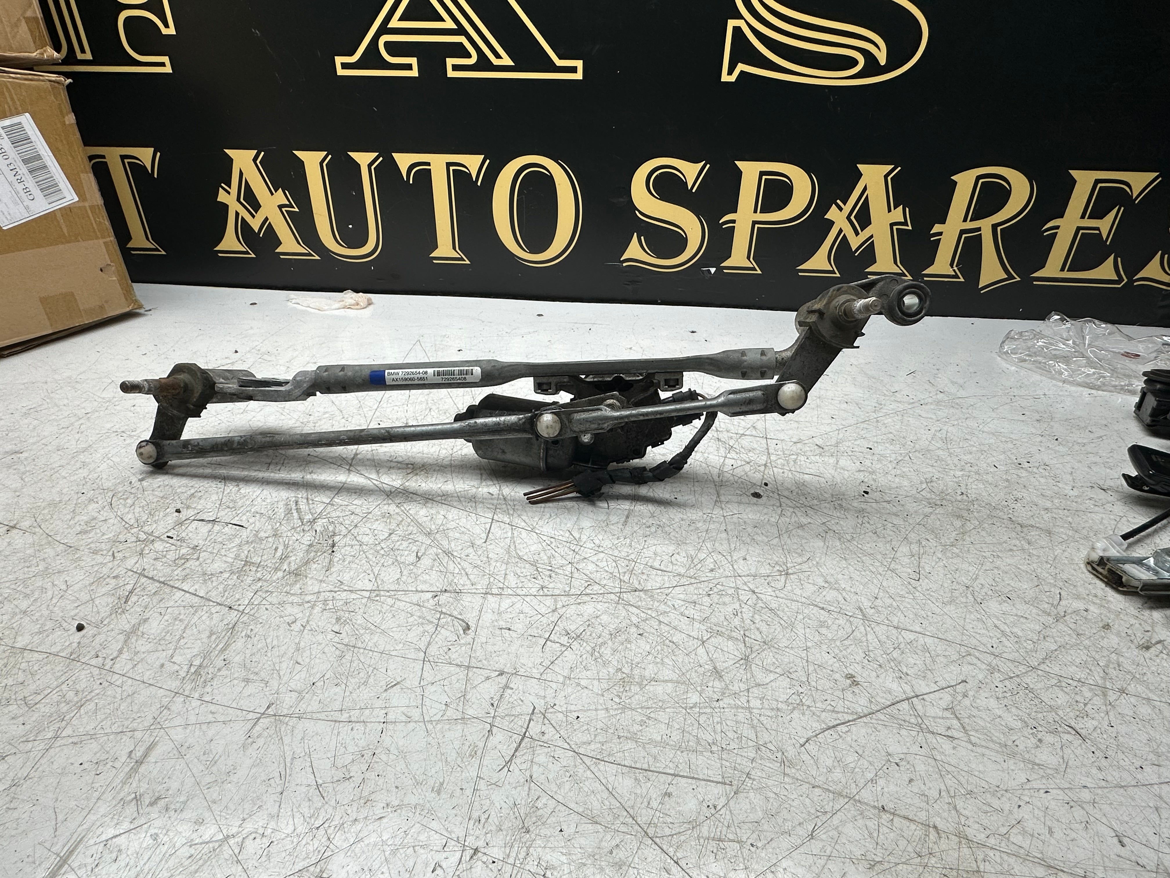 BMW X5 F15 xDrive M Sport Front Wiper Motor 2014–2018 (7292654-08)