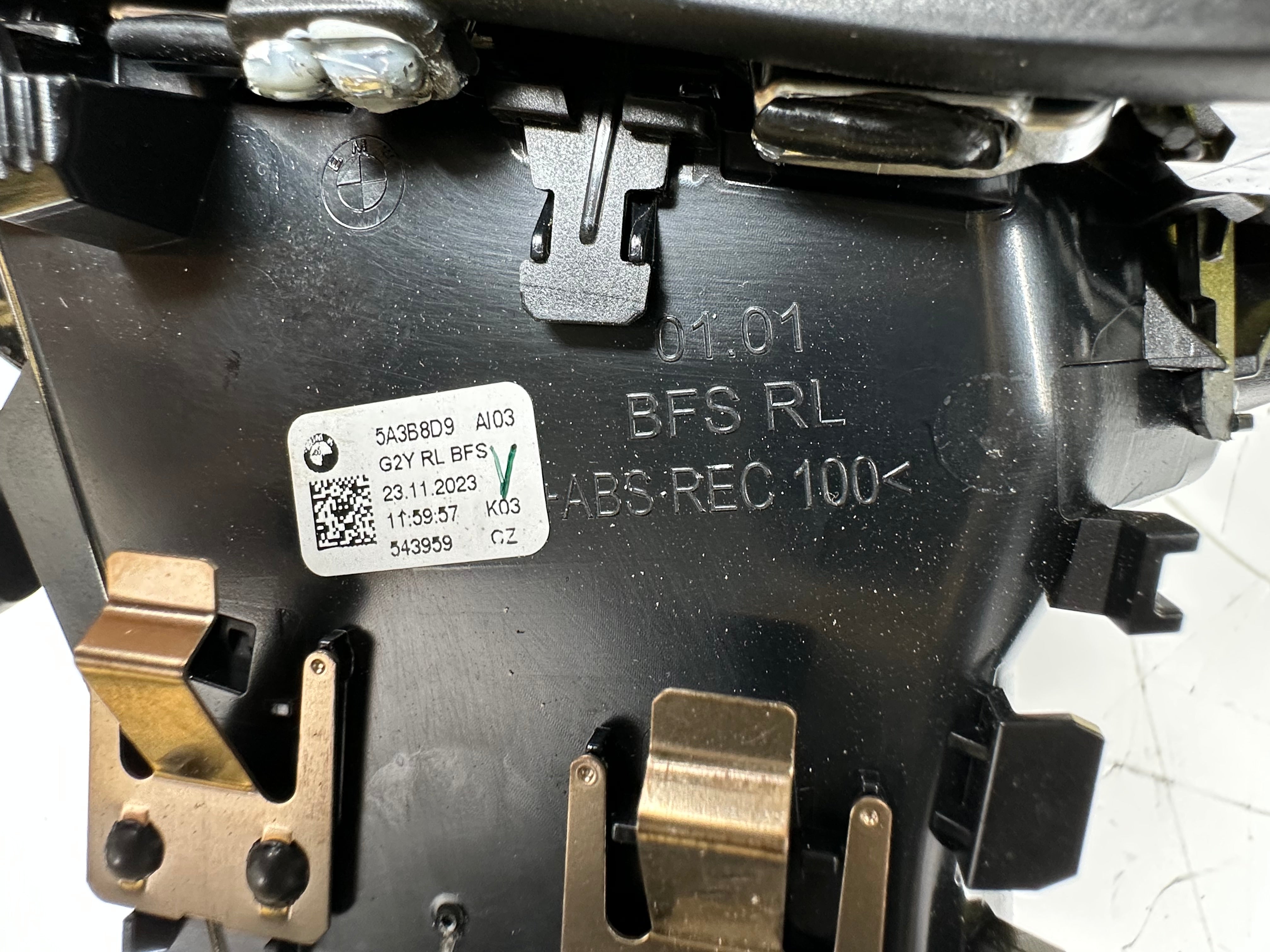 BMW 3 G20 G21 2023-24 Dashboard Glove Box Trim (9P962571809) (3036875)