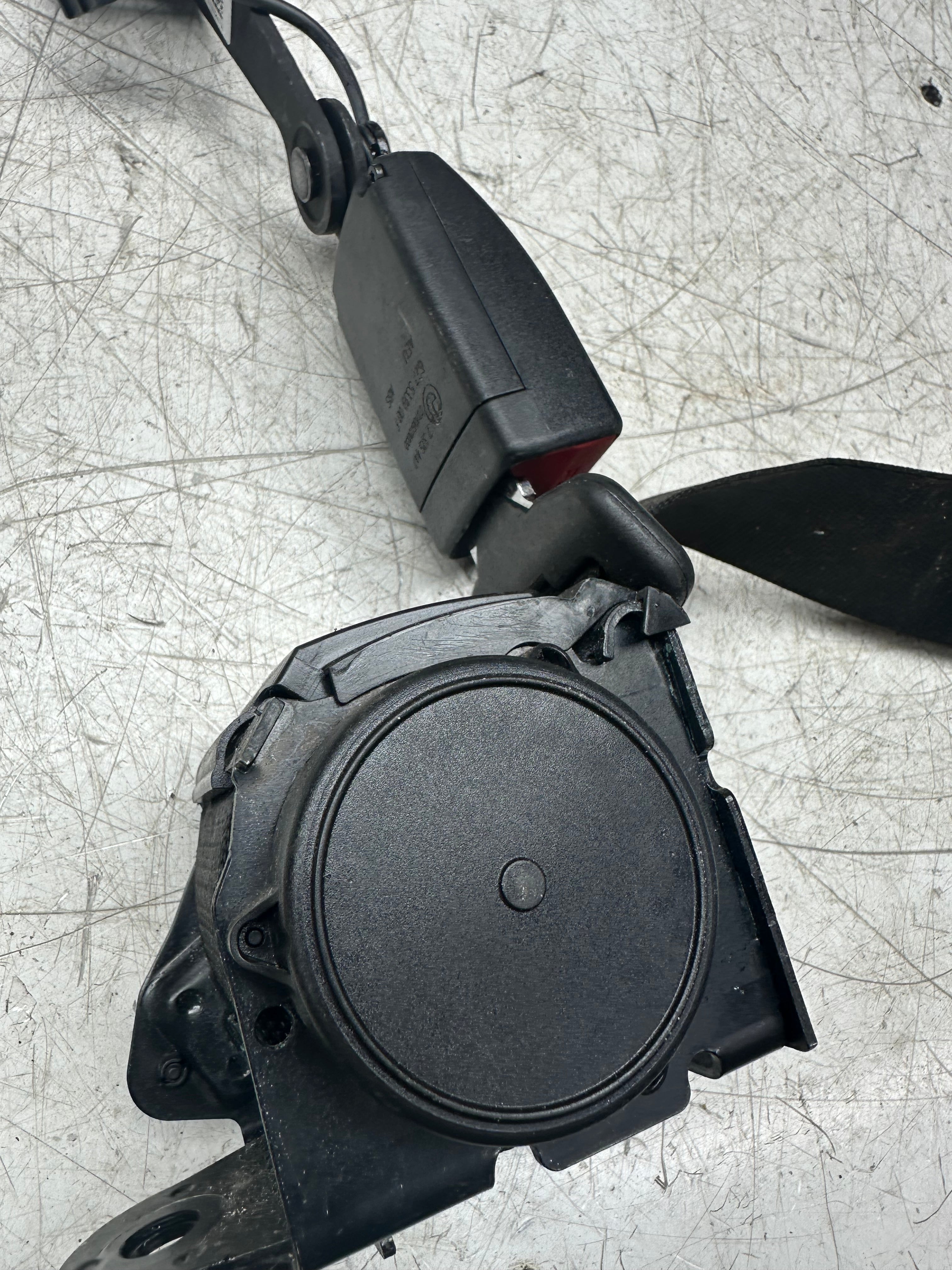 BMW 2 Series F22 Rear Seat Belt Left or Right Side 619185100E – 2013–2021