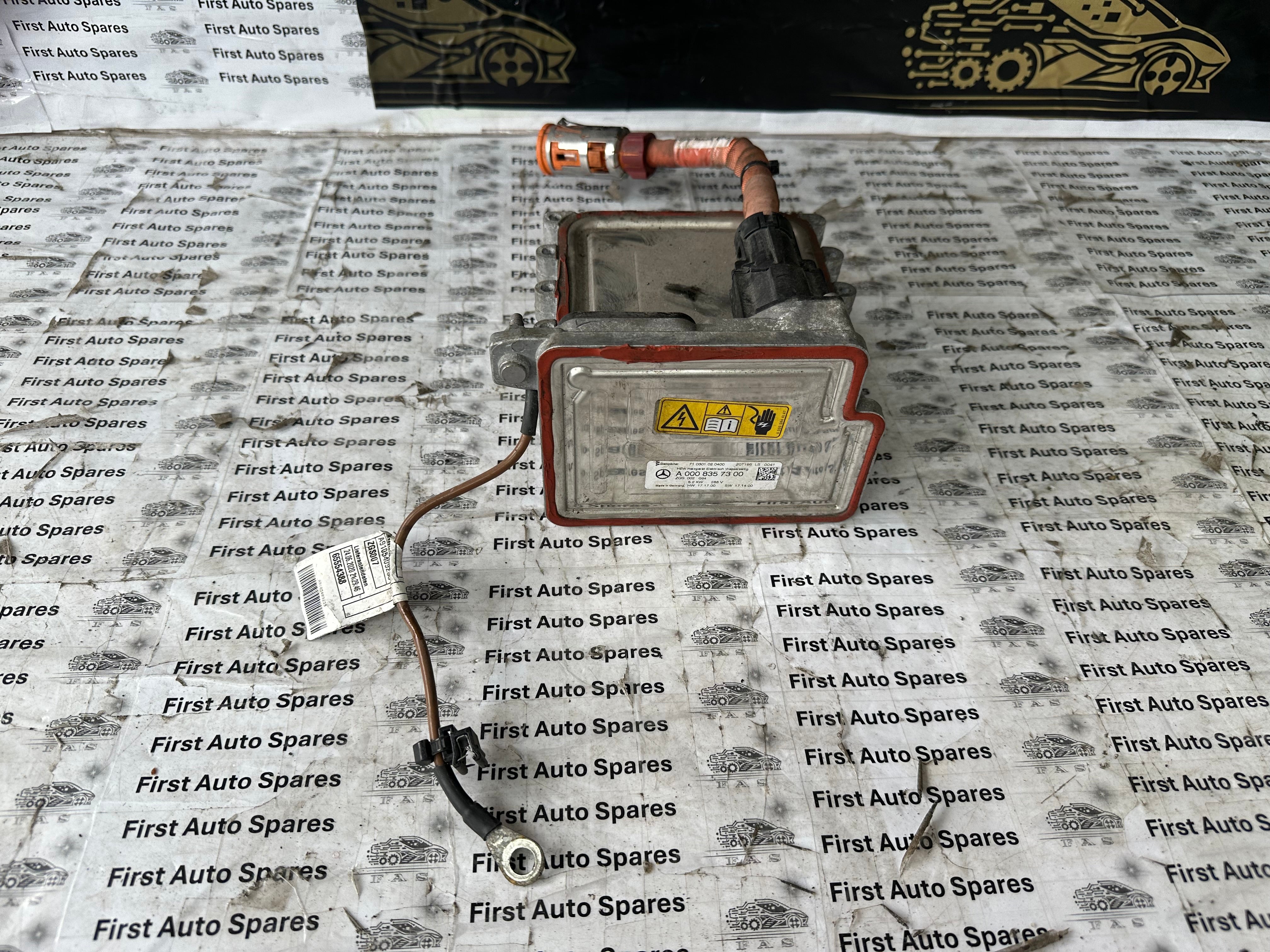 Mercedes-Benz Sprinter Electric Coolant Heater (A0008357300)