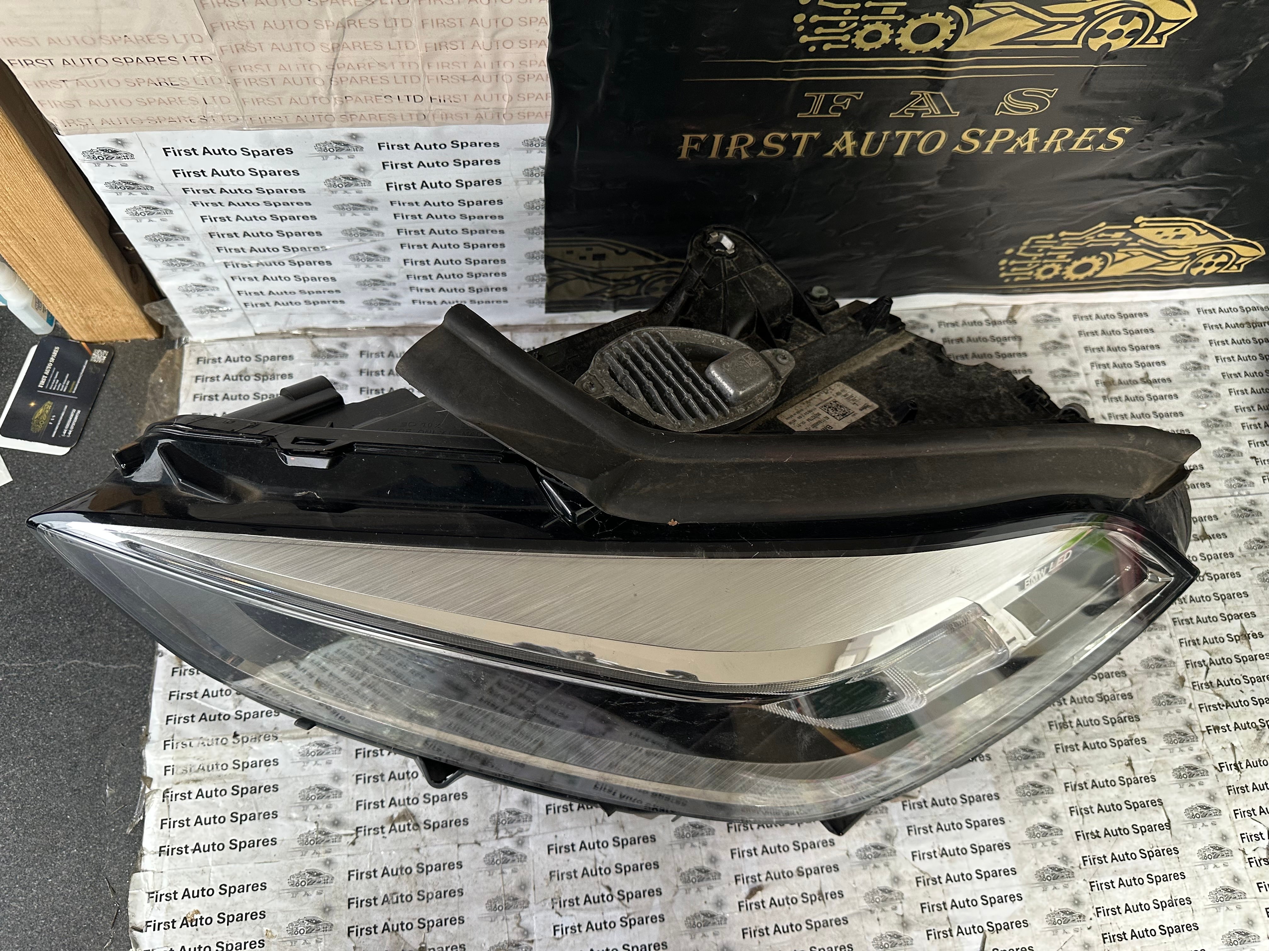 BMW 1 Series F40 LED Headlight Left Passenger N/S (9448097) (90182784)