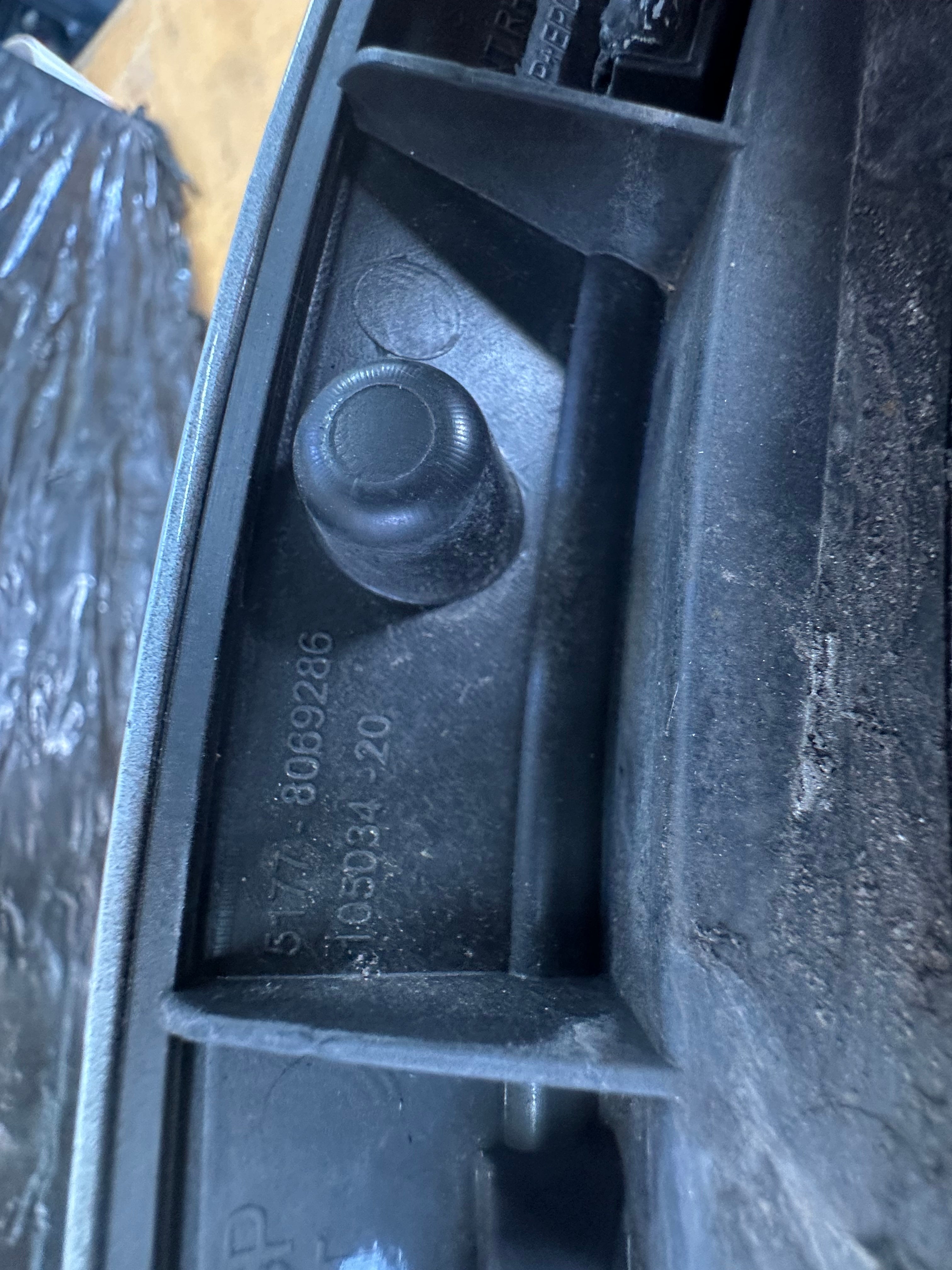 BMW X5 G05 M Sport 2019-2024 Right Driver’s Front Wheel Arch Trim (8069286) (867721)