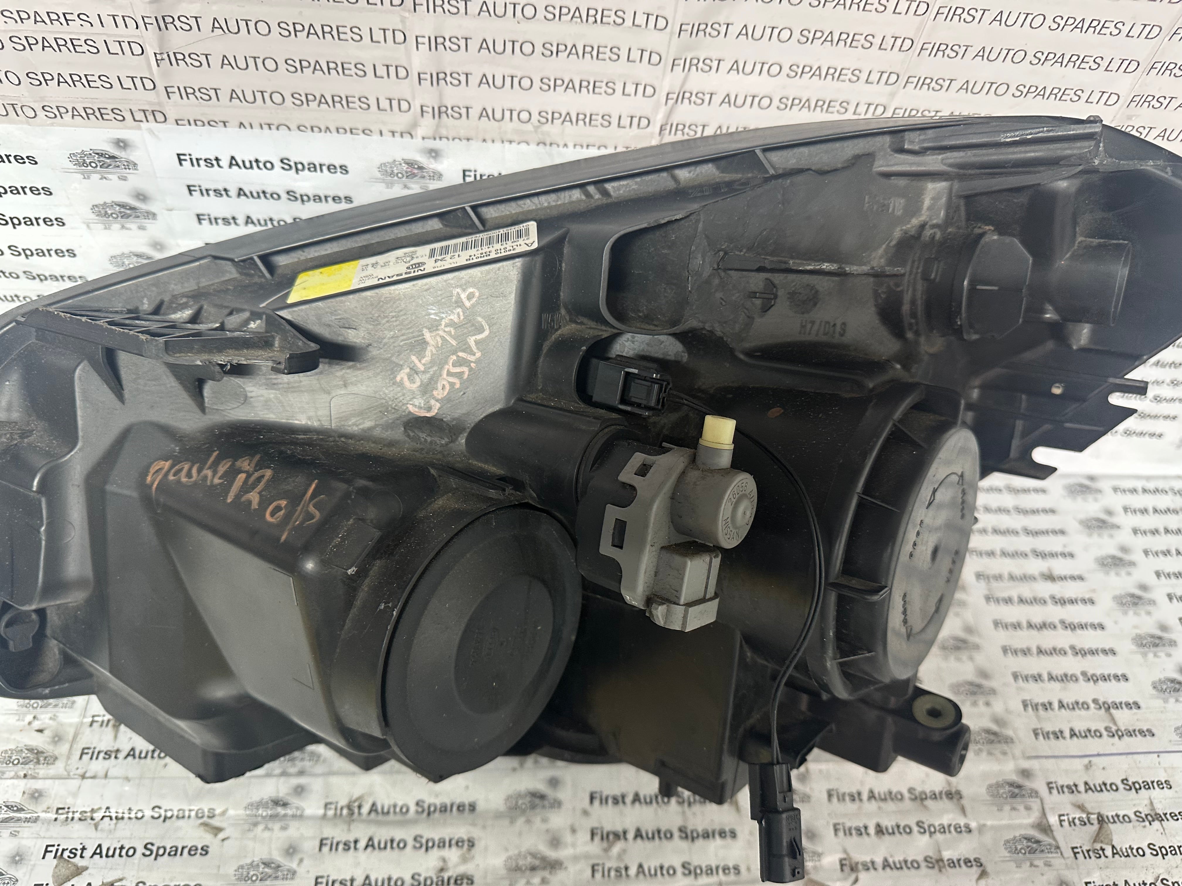 Nissan Qashqai J10 2013 Right Front Headlight (26010-BR01B)