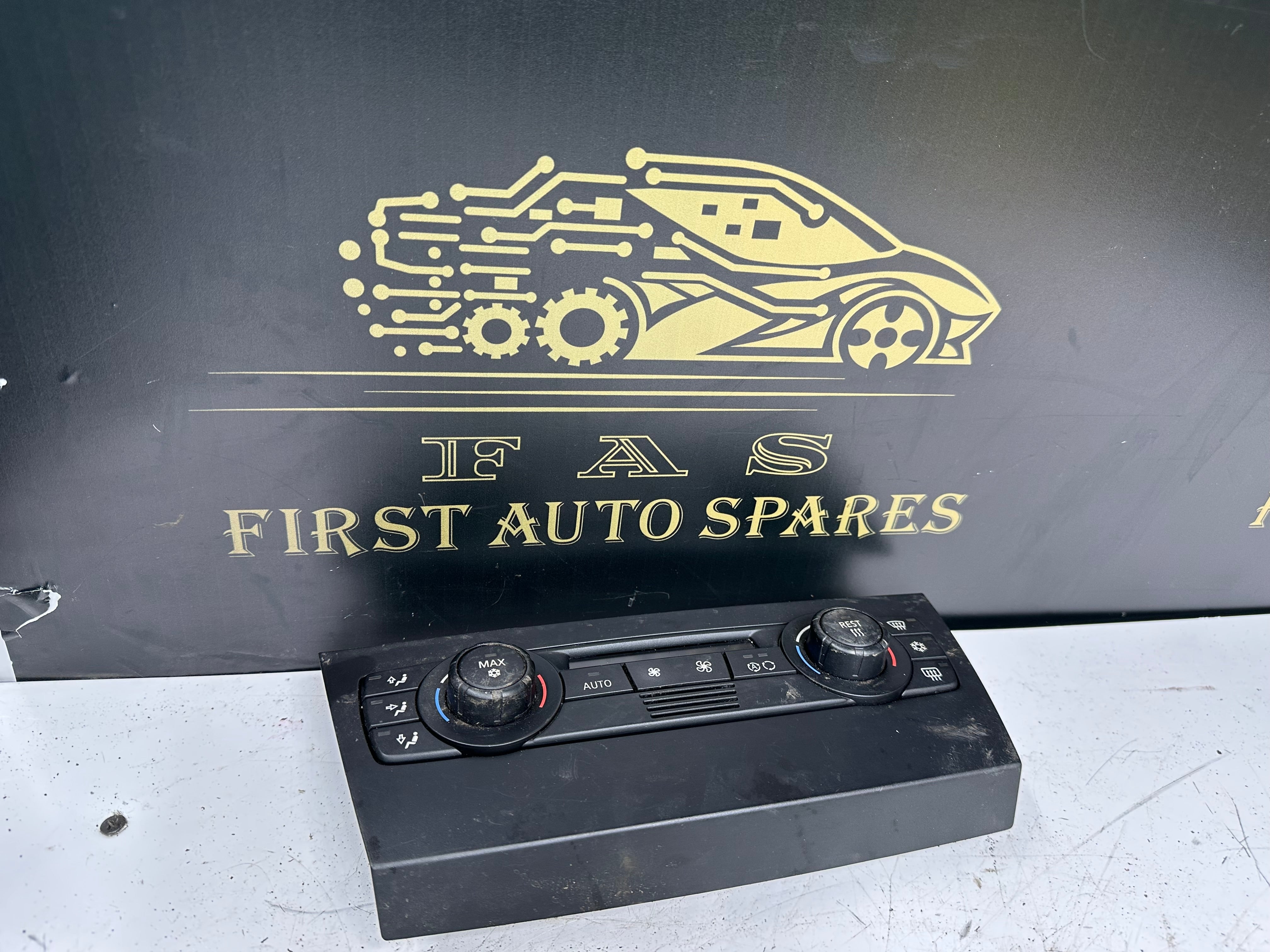 BMW 3 Series E90 Heater Climate Control Panel Switch (6983944) (6983944-01)