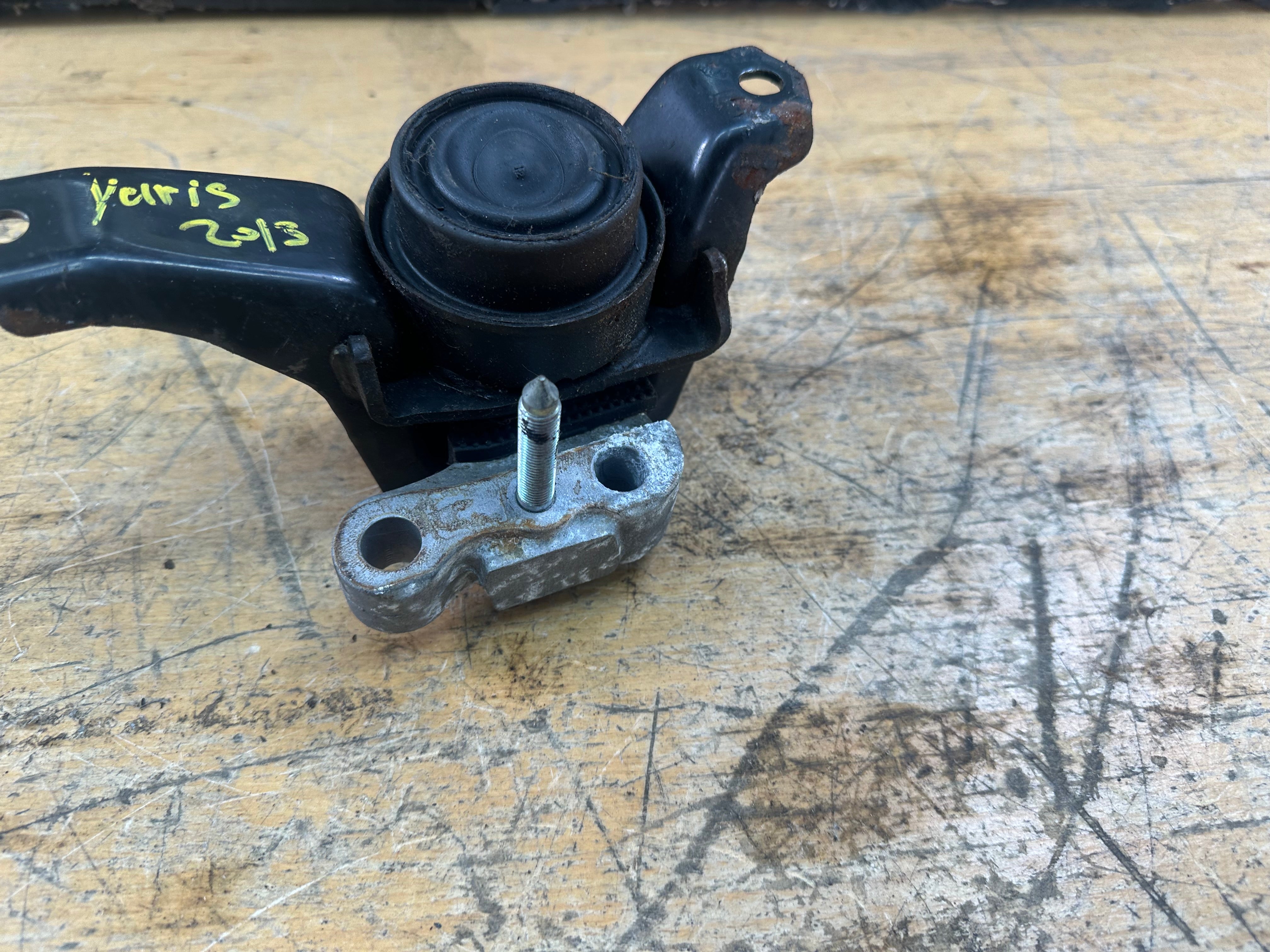 Toyota Yaris 2013 Driver’s O/S Right Side Engine Mount