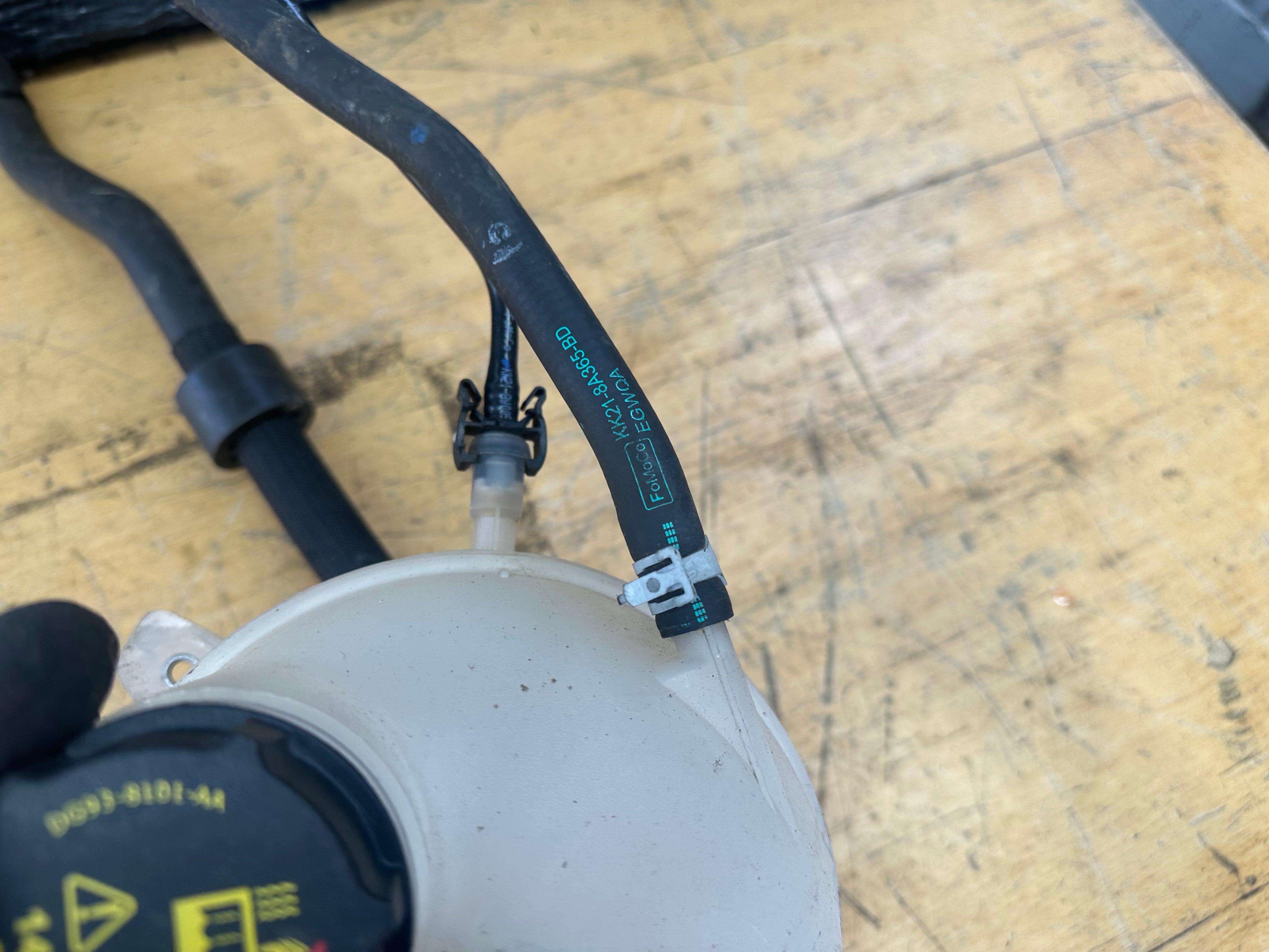 Ford Transit Mk8 2014–2015 Expansion Tank Coolant Bottle 2.0 (BK21-8K218-AH)