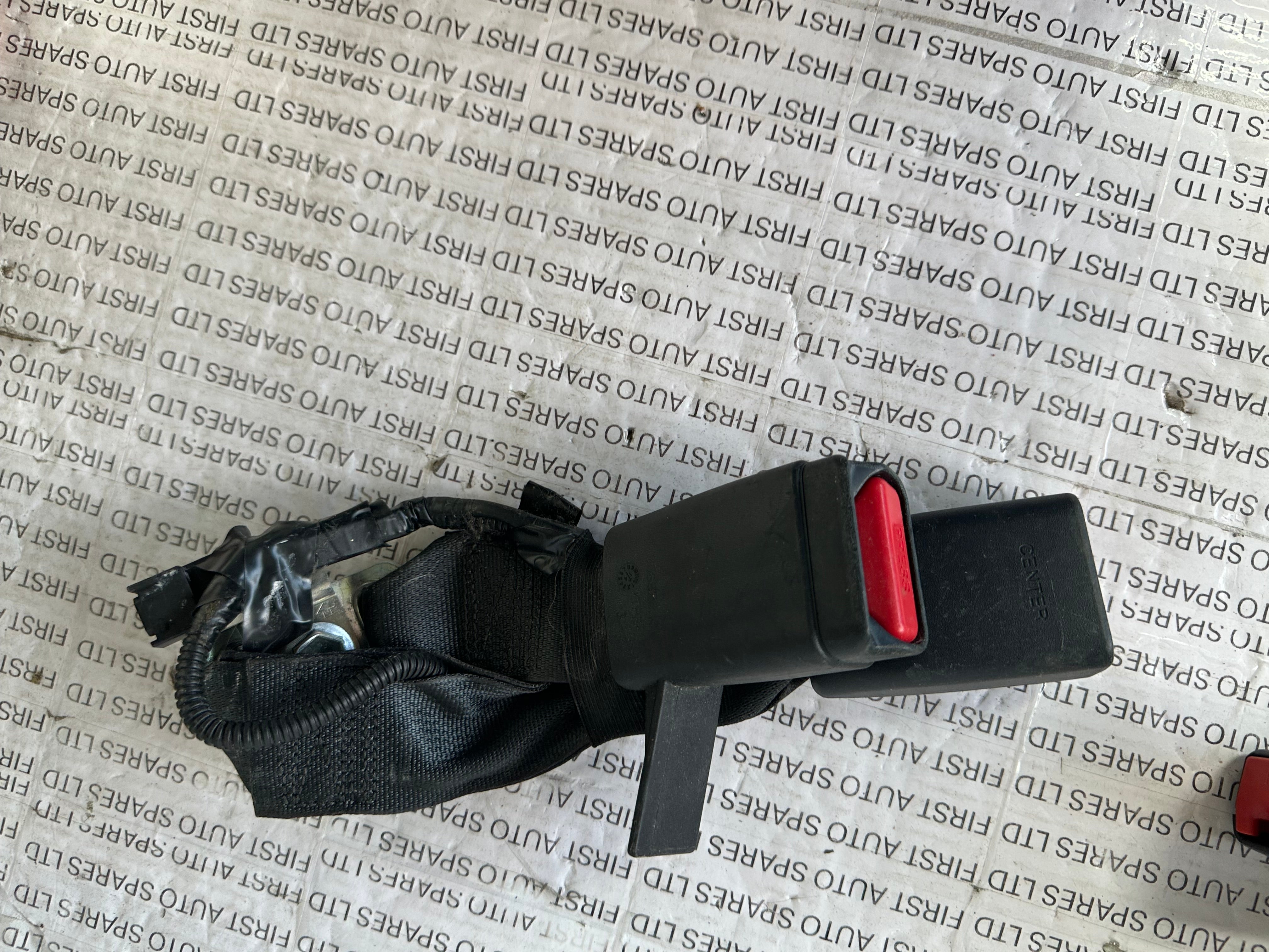 Toyota Auris 2014 Centre Seat Belt Buckle