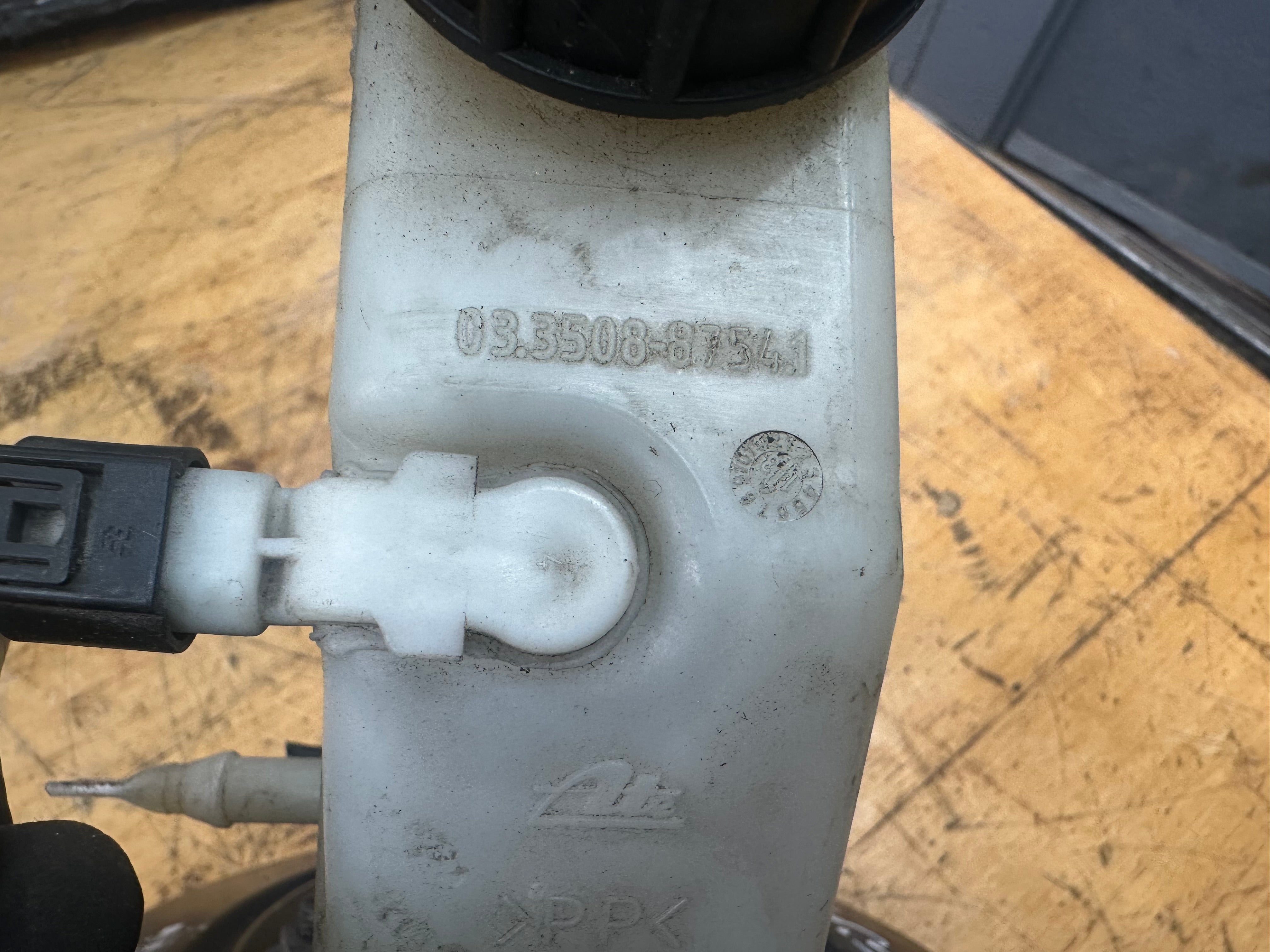 Toyota Yaris 2012–2020 Brake Servo & Master Cylinder 1.3 Petrol (47200-0D560)