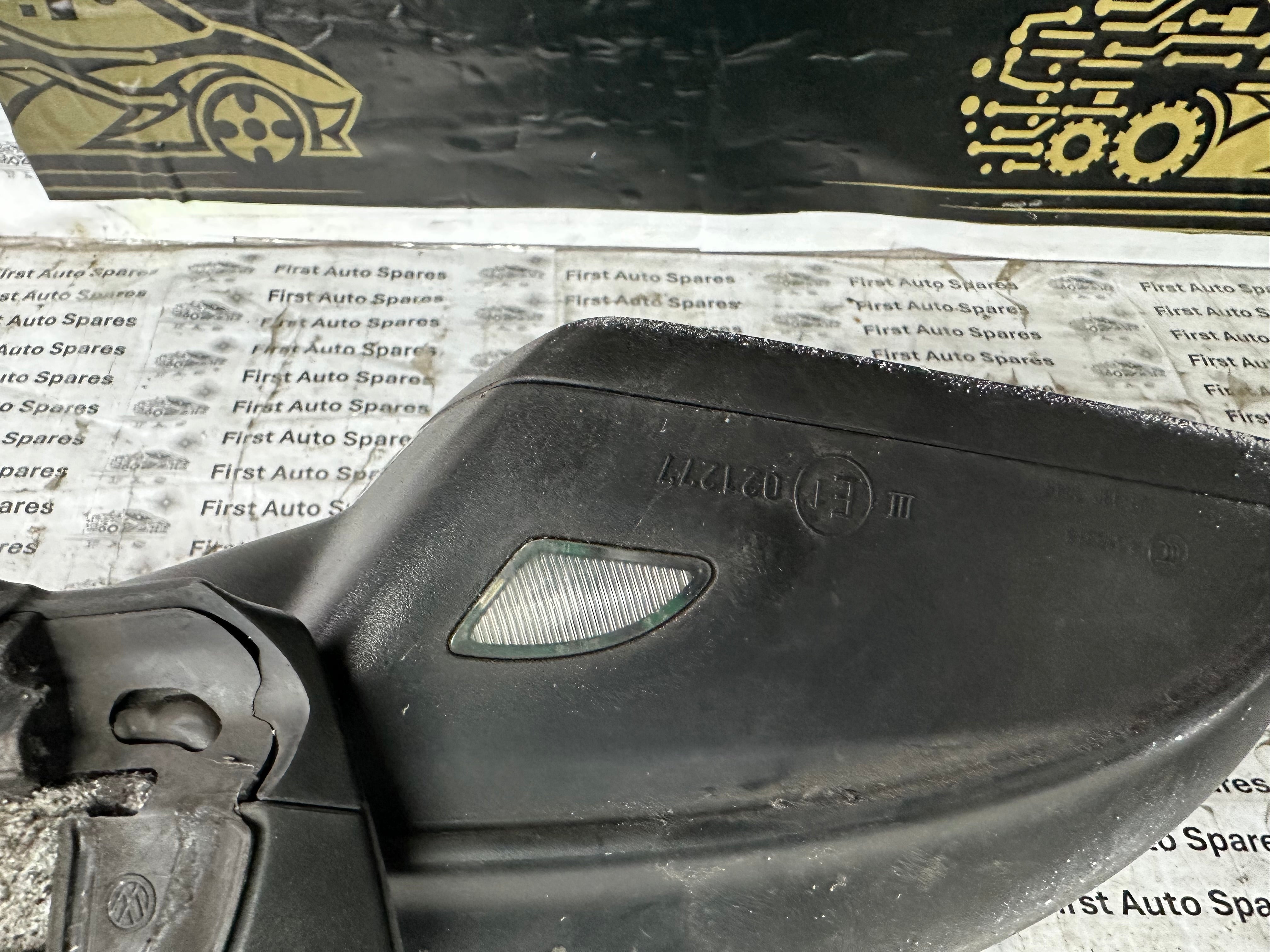 Volkswagen Golf MK7.5 2013–2017 Right Driver’s O/S Wing Mirror