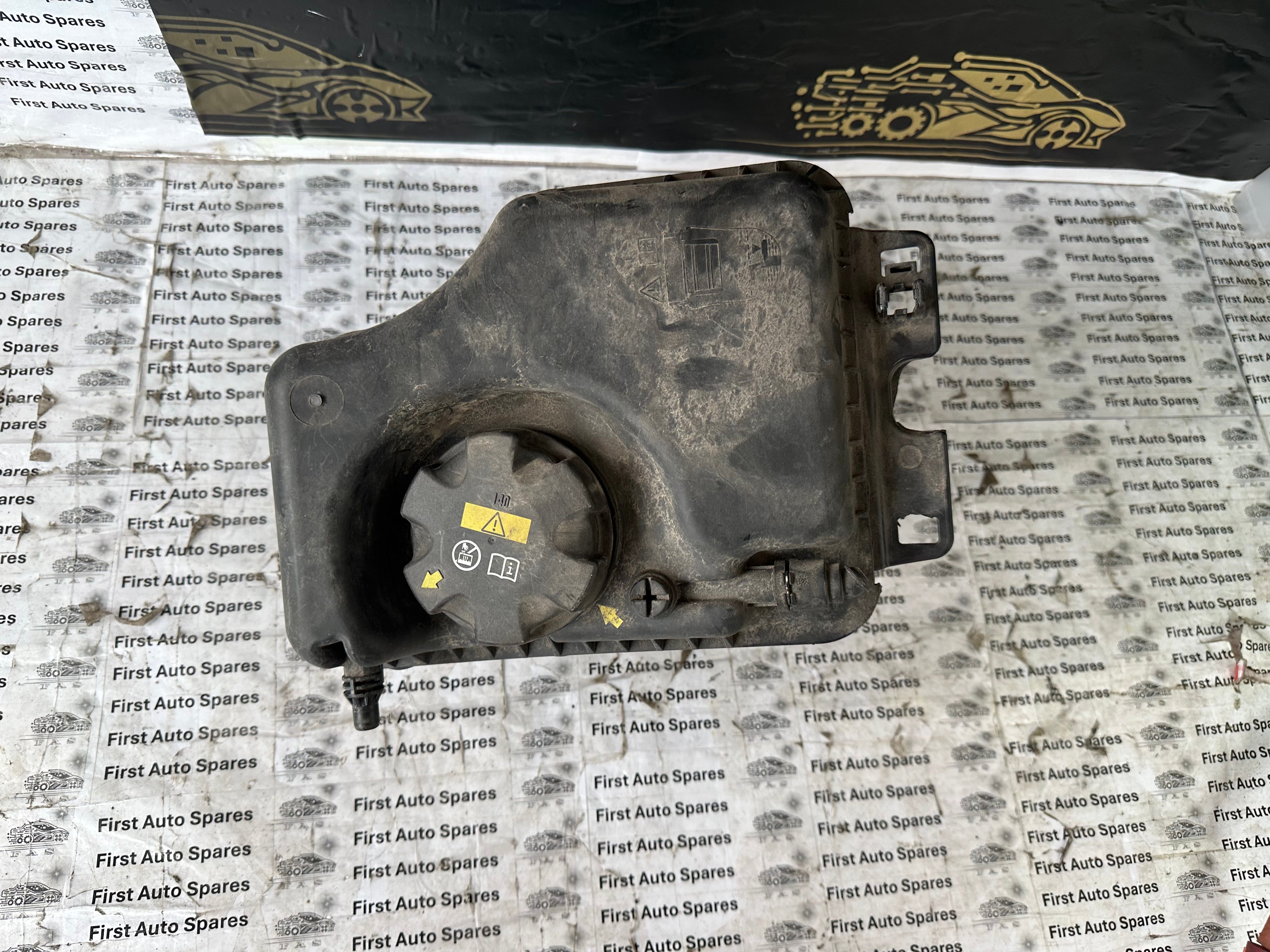 BMW 3 Series F30 330e Coolant Expansion Tank Reservoir (8617047-02)
