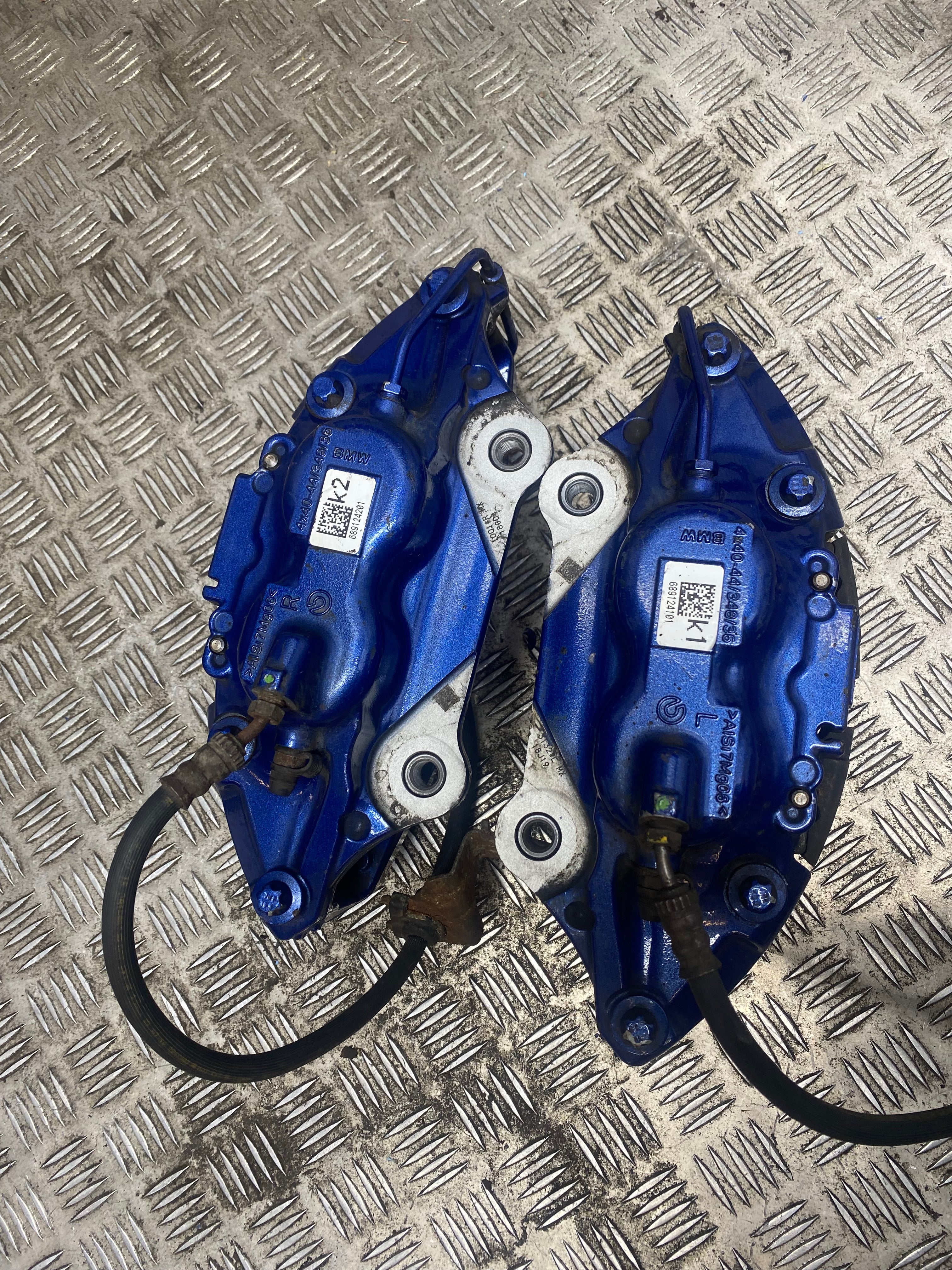 BMW X3/X4 G01/G02 M Sport Front Brake Caliper Set – 2018–Present (689124201)