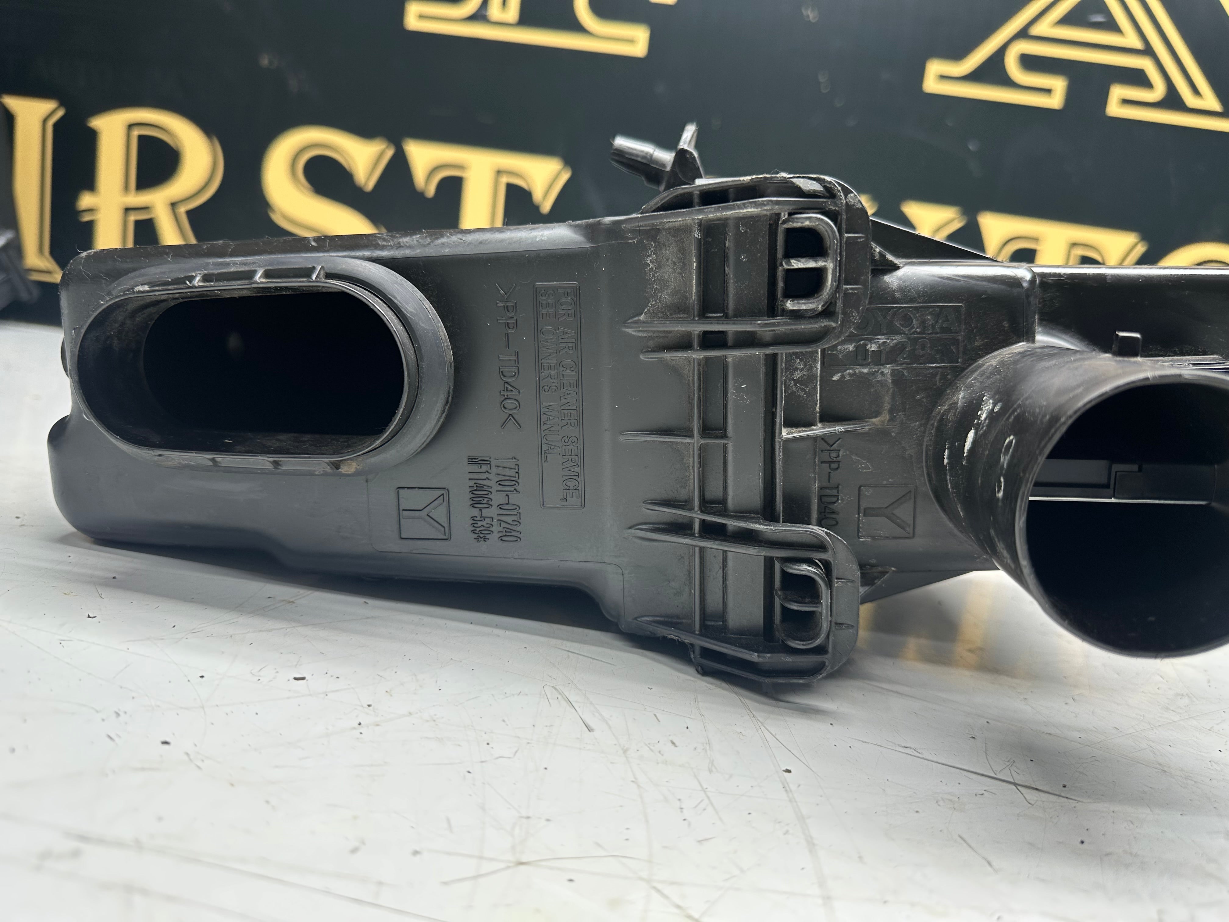 Toyota Corolla Air Filter Box – Engine Air Housing Unit (17701-0T240) (17705-0T290)