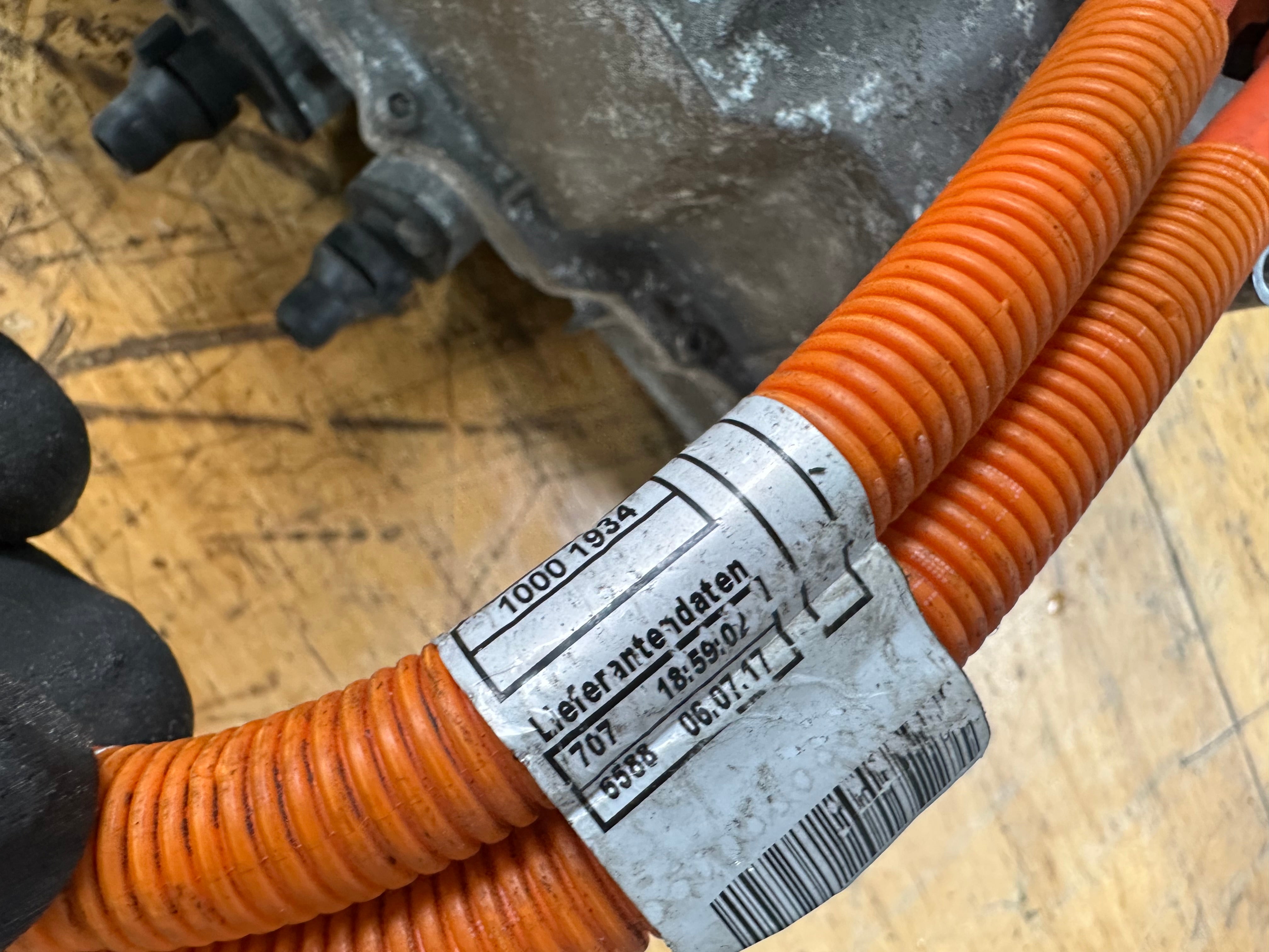 BMW i3 2013–2022 Voltage Converter (4010184601) (7933931)