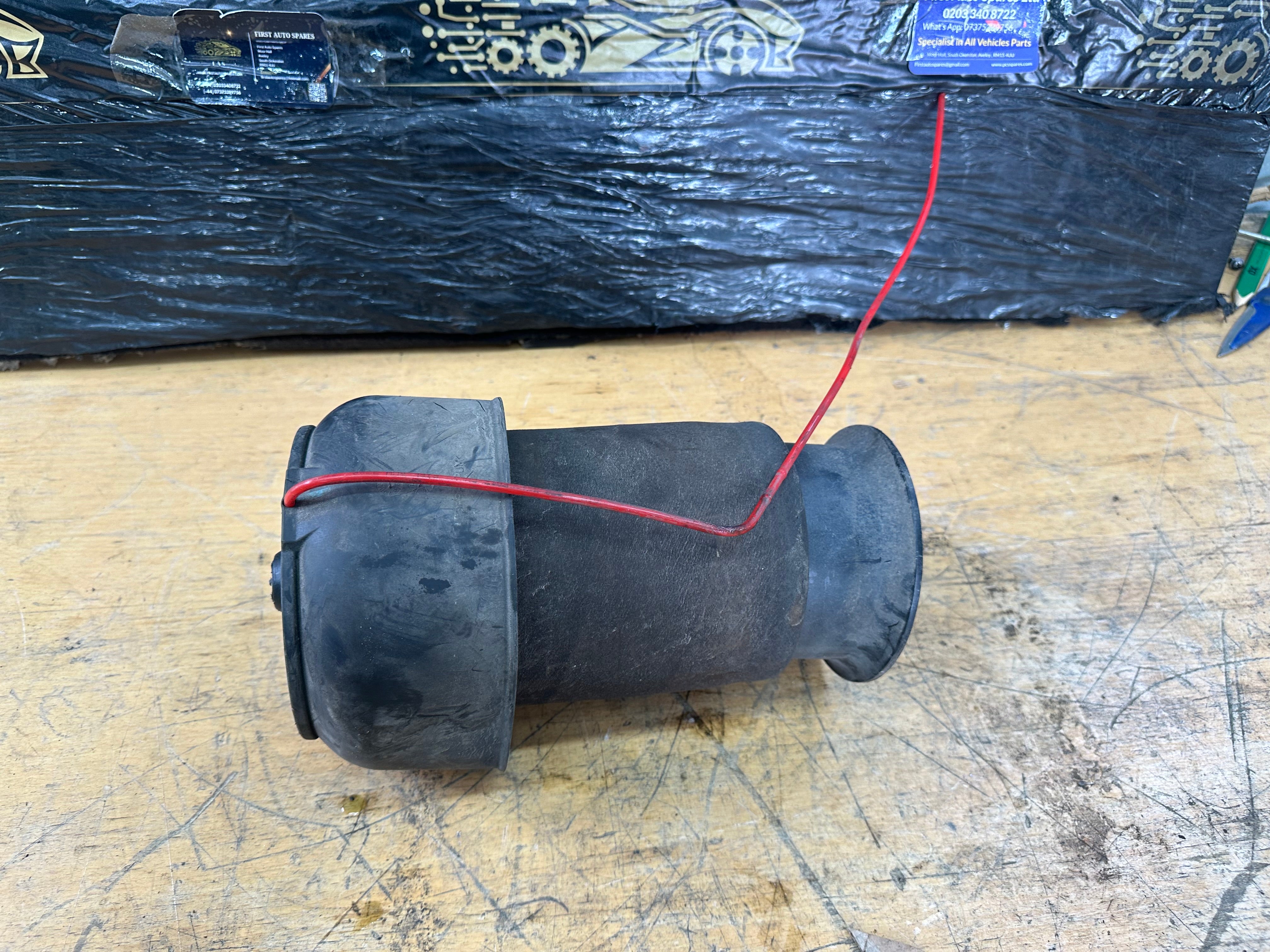 BMW X5 F15 Rear Right Air Suspension Spring Bag (6795013-01) (6795013)
