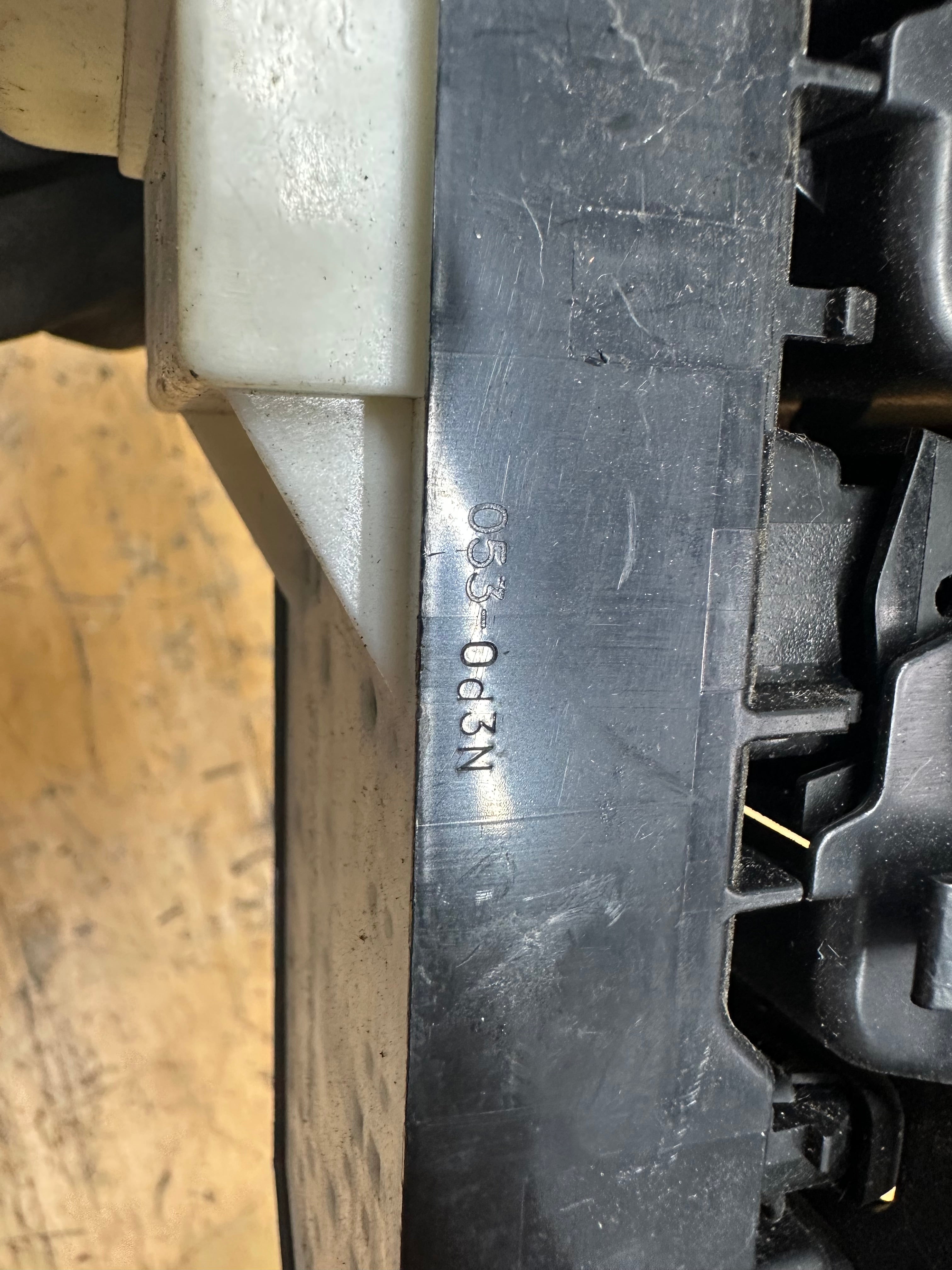 Toyota Yaris 2014 Front Right Driver’s Window Control Switch (74231-0D310)