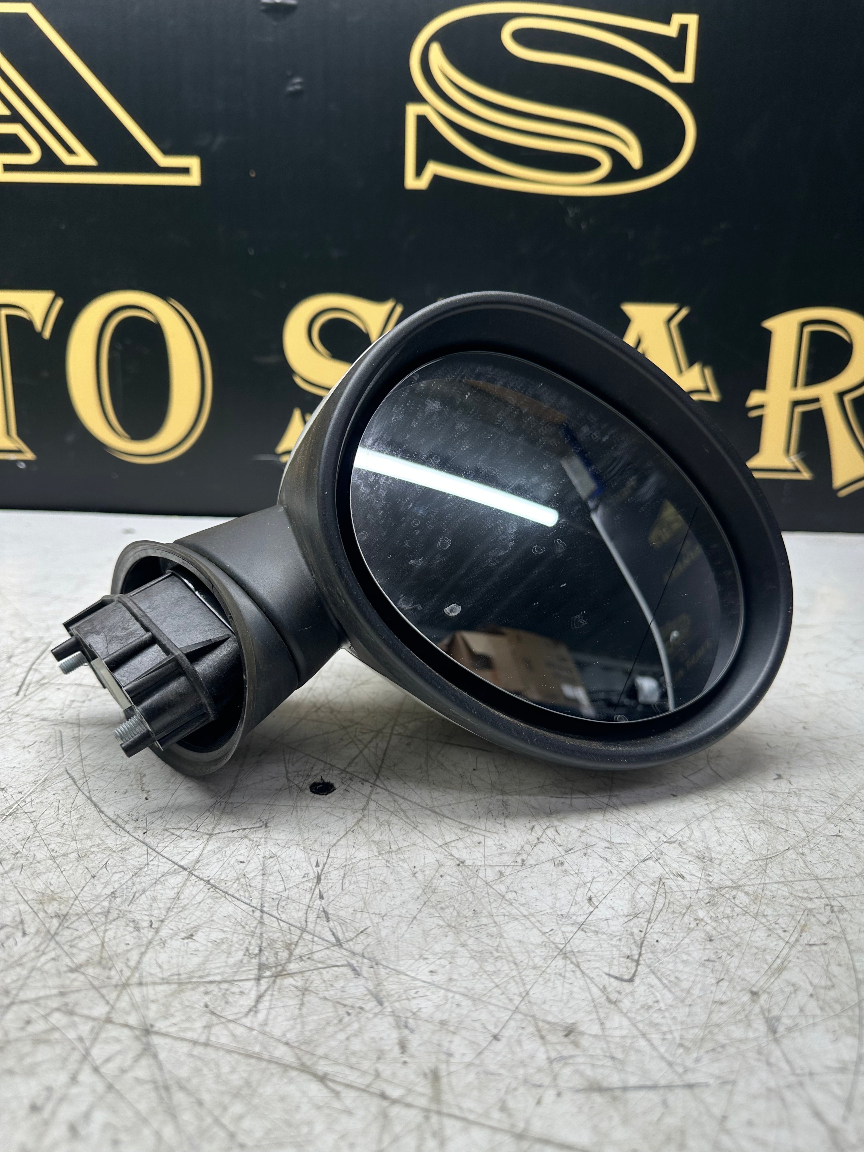 Mini Cooper Right Door Mirror (C0174112) – 2014–2024