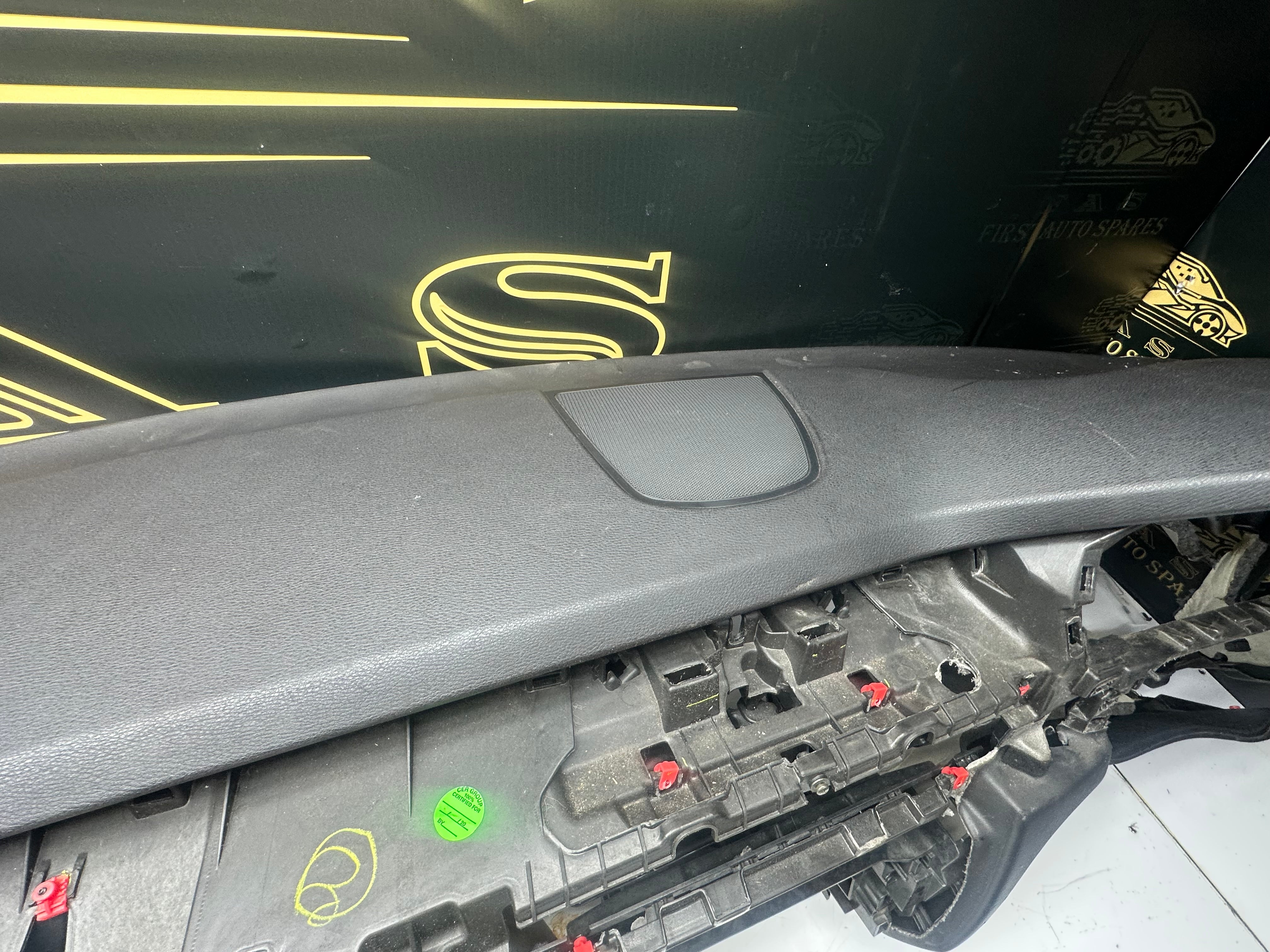 BMW X5 F15/F16 Complete Dashboard with Passenger Airbag (1028651-7) (4037468)