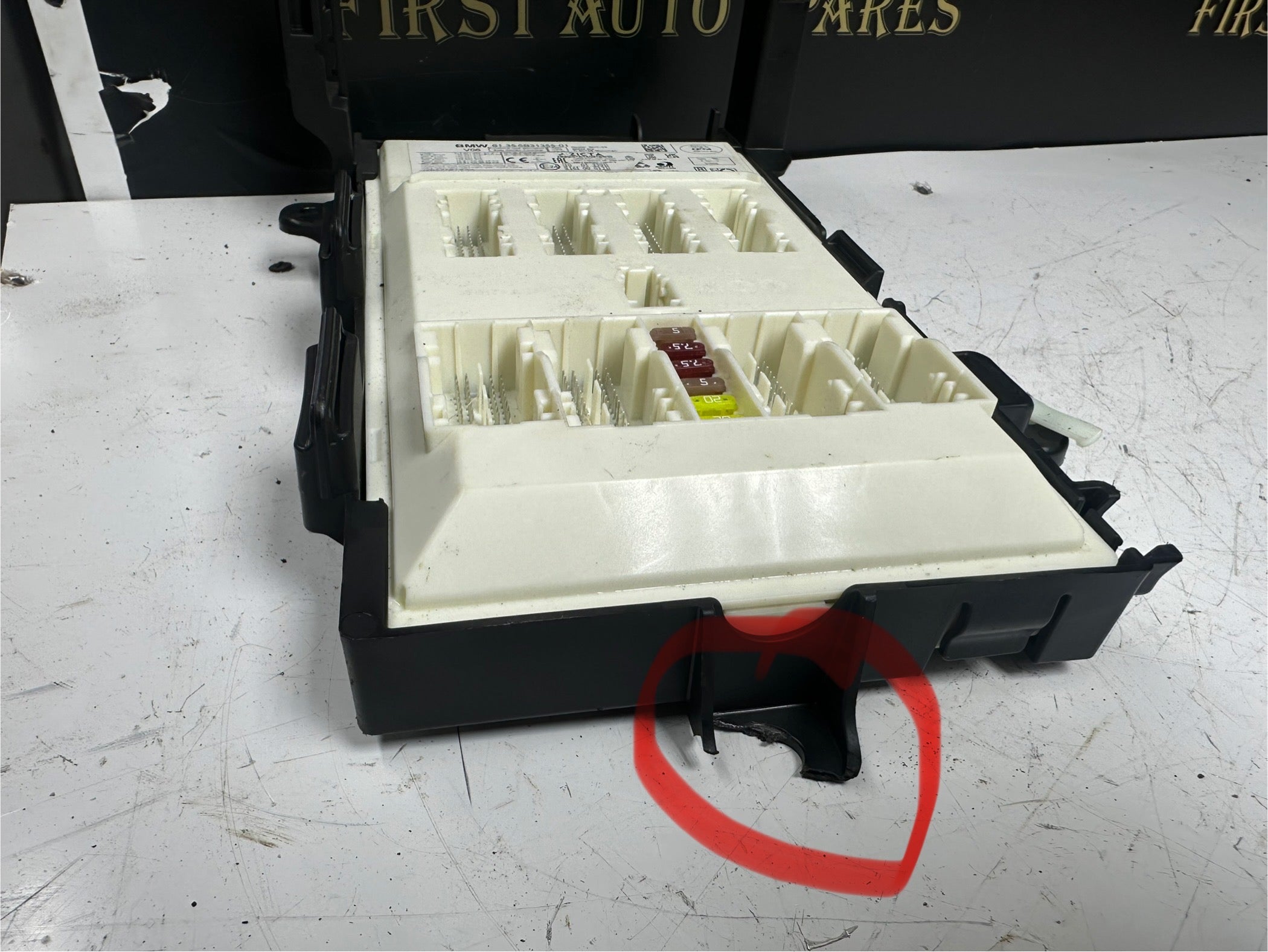 BMW 3 Series G20 G21 Body Domain Controller Control Unit Module (61.35-5B31355-01)