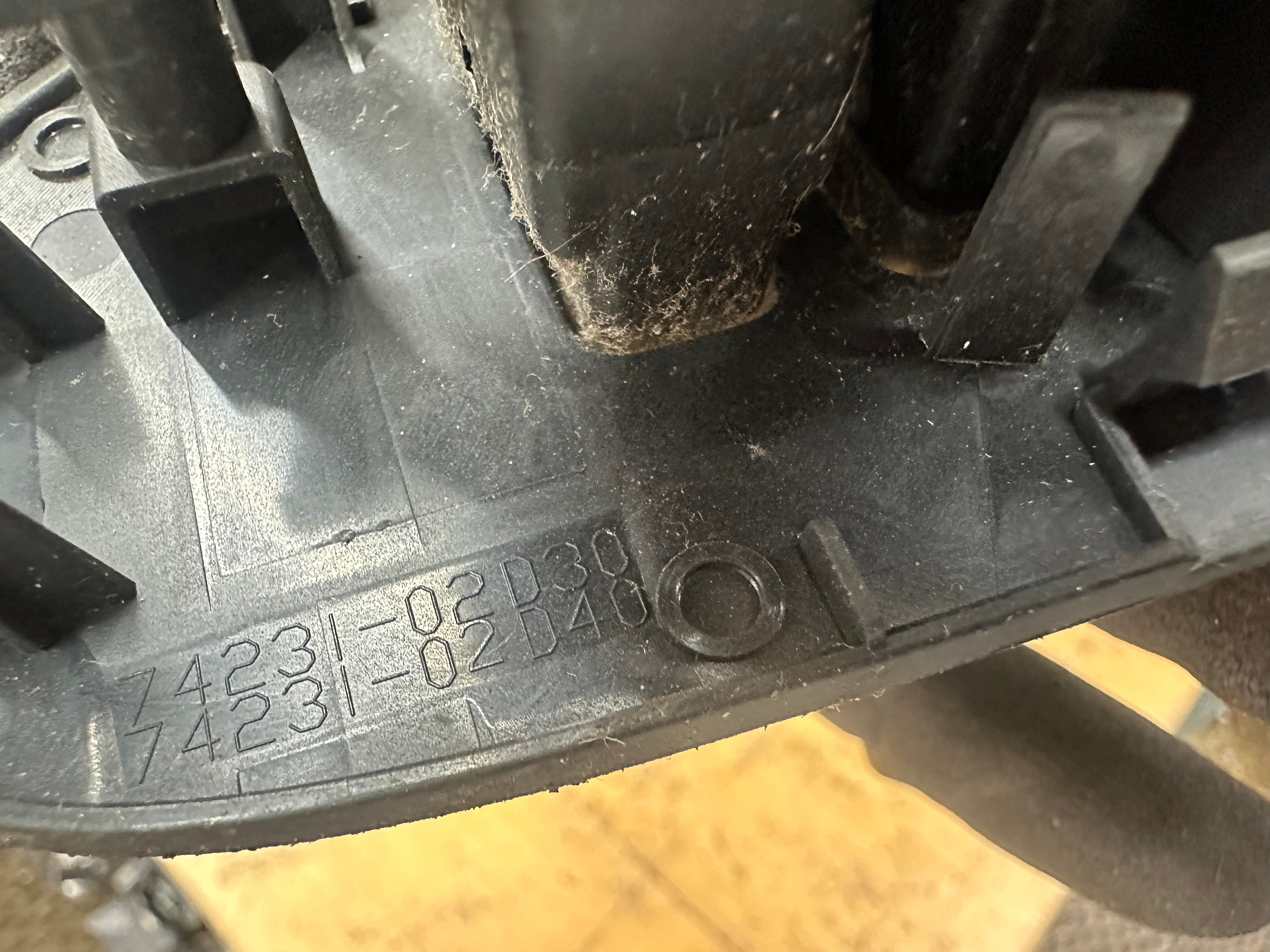 Toyota Auris 2014 Front Right Driver’s Window Control Switch (74231-02D30)