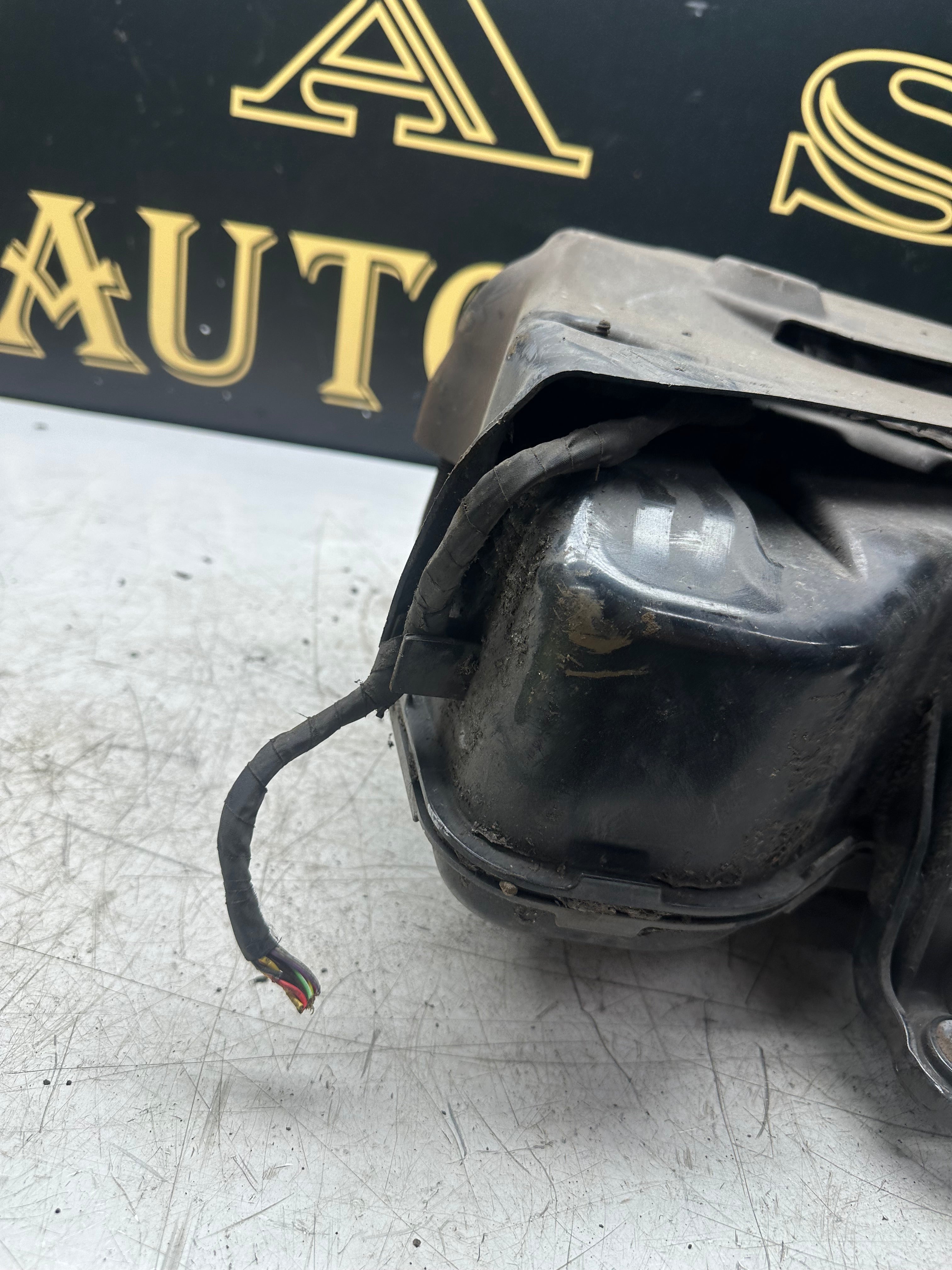 BMW 2 Series Gran Coupe F44 AdBlue Tank 7399290 – 2020–2025