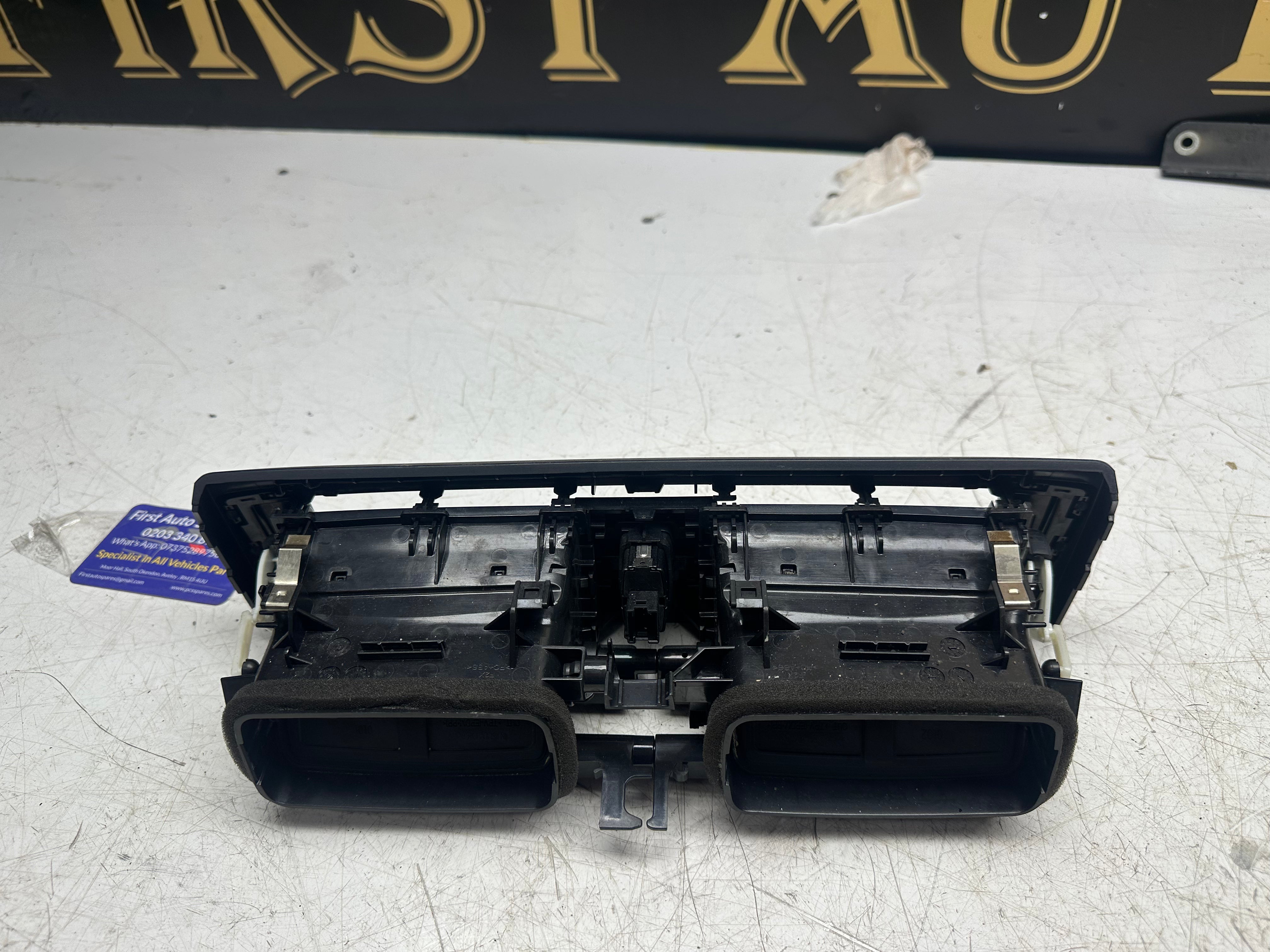BMW 1 Series F20 Centre Dashboard 2015–2019 (931794402)