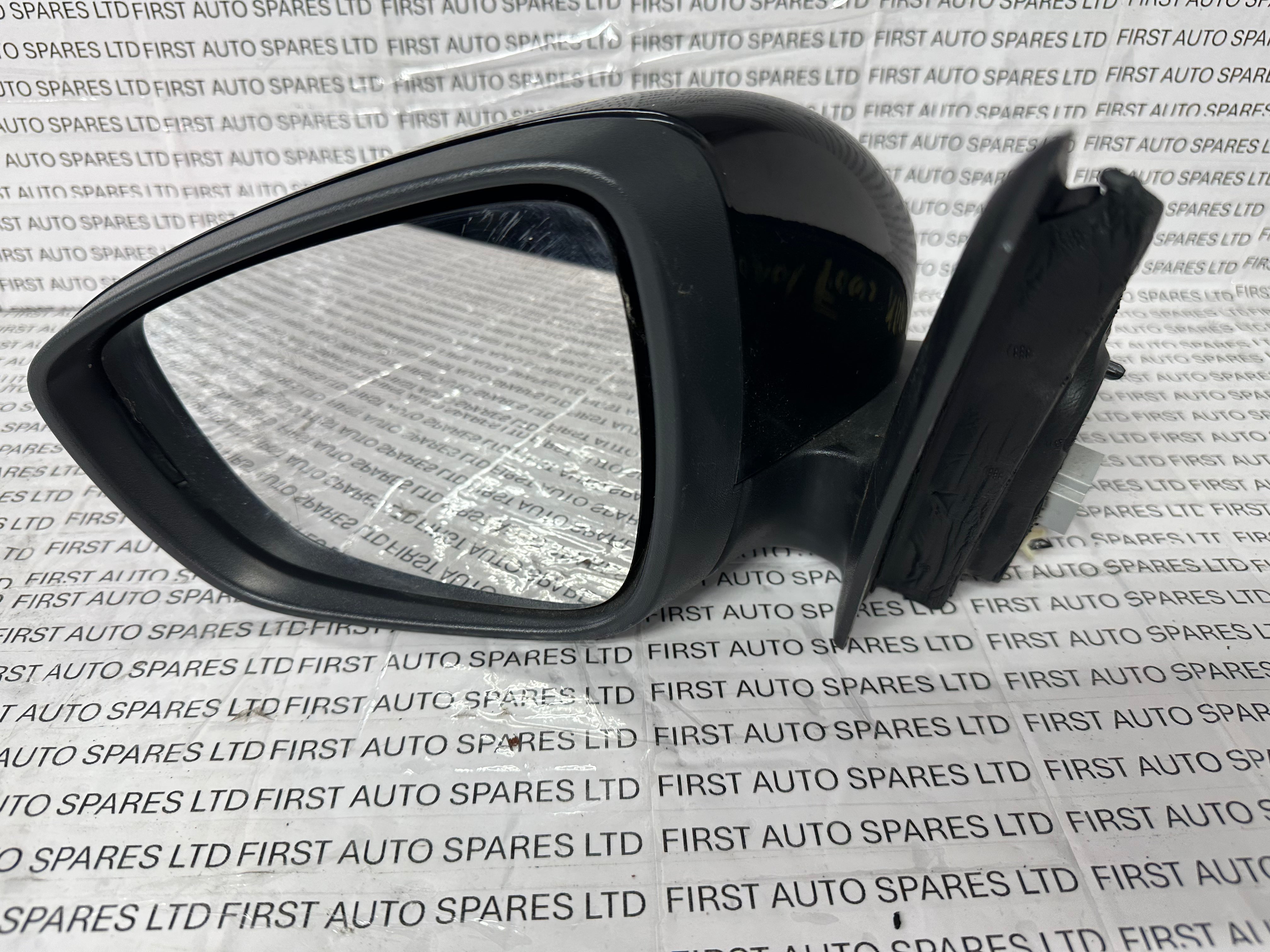 Ford Focus 2019 Left Wing Mirror