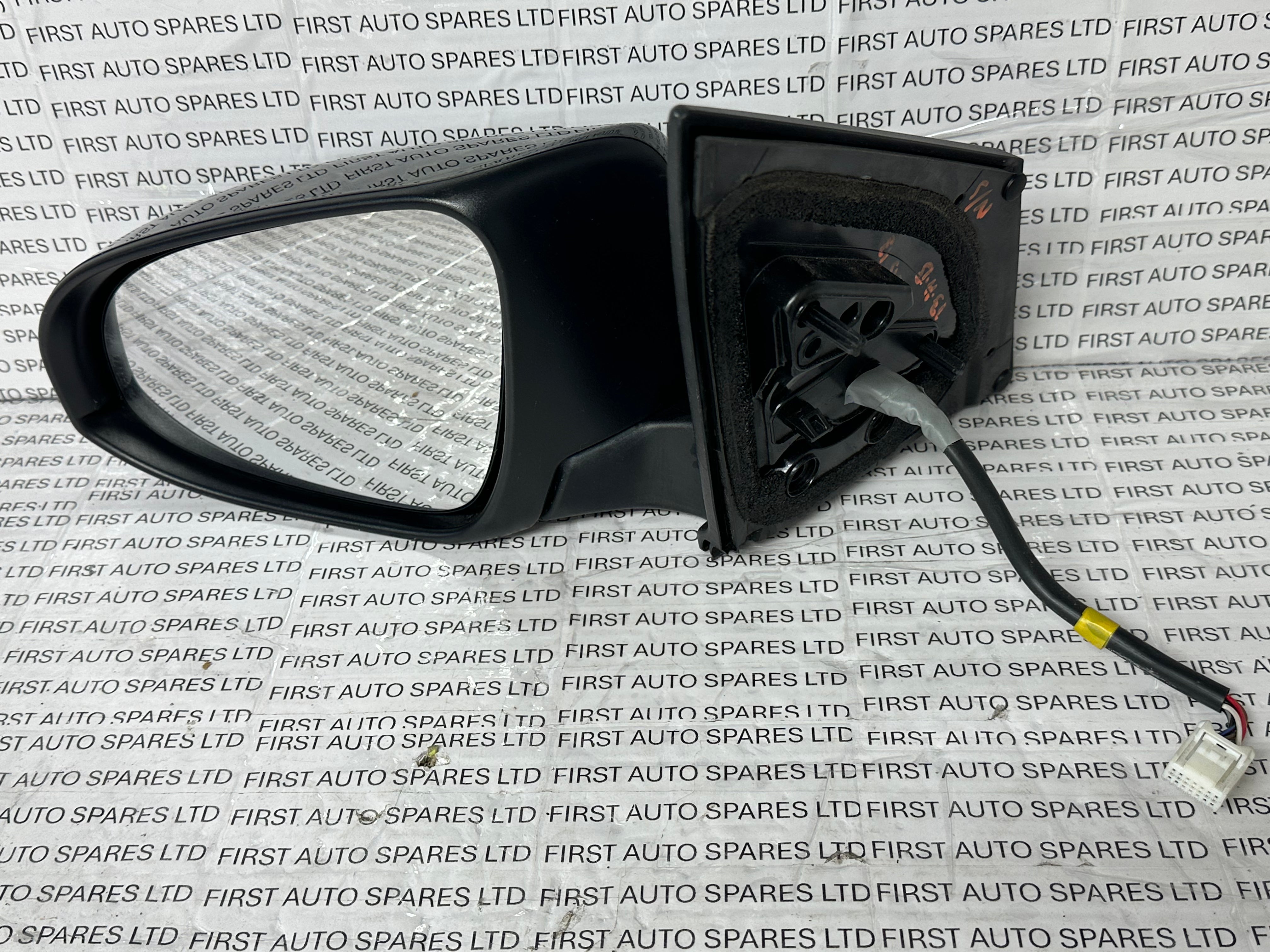 TOYOTA Auris 2013 Left Wing Mirror