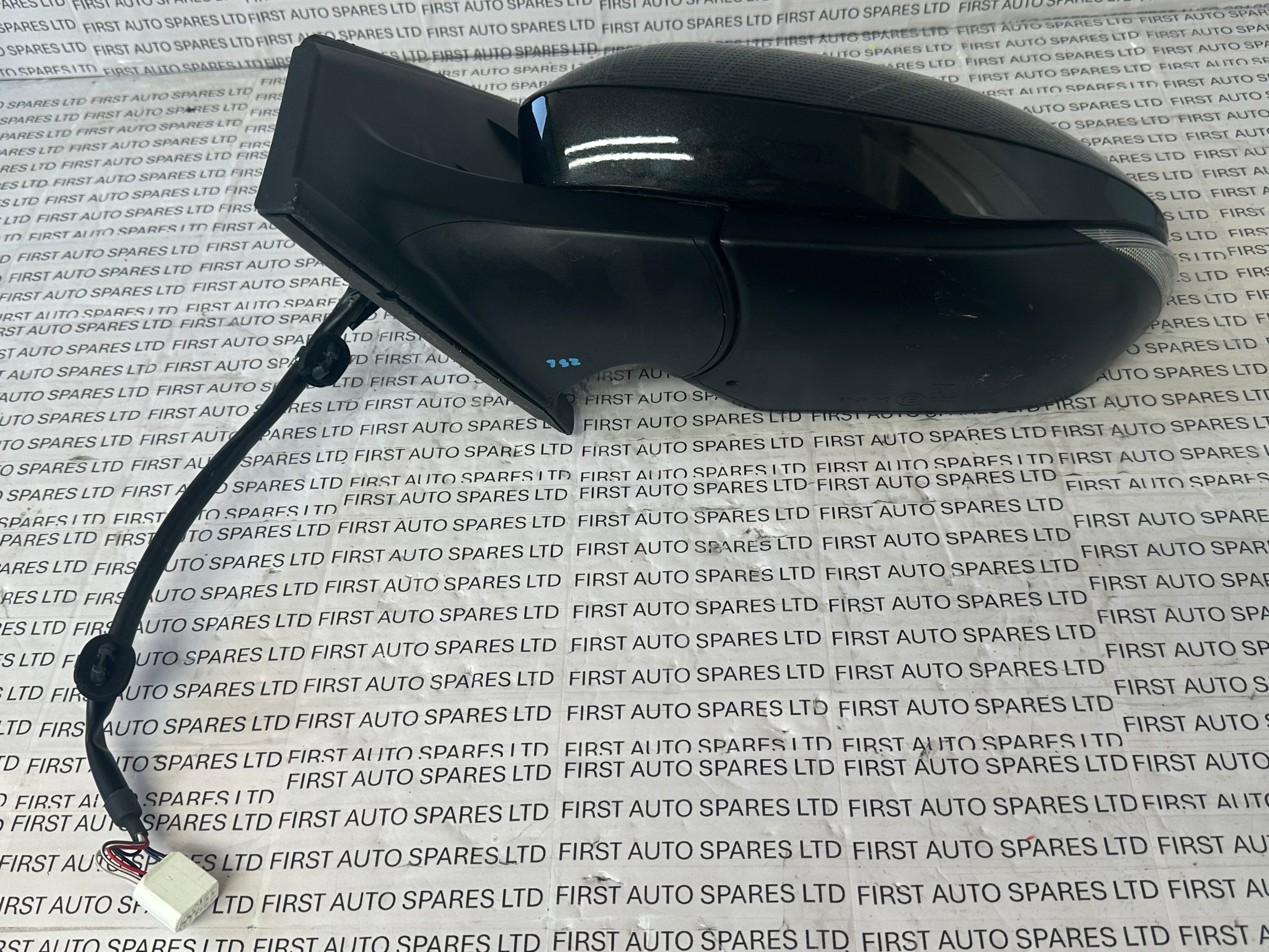 TOYOTA Yaris 2022 Left Wing Mirror