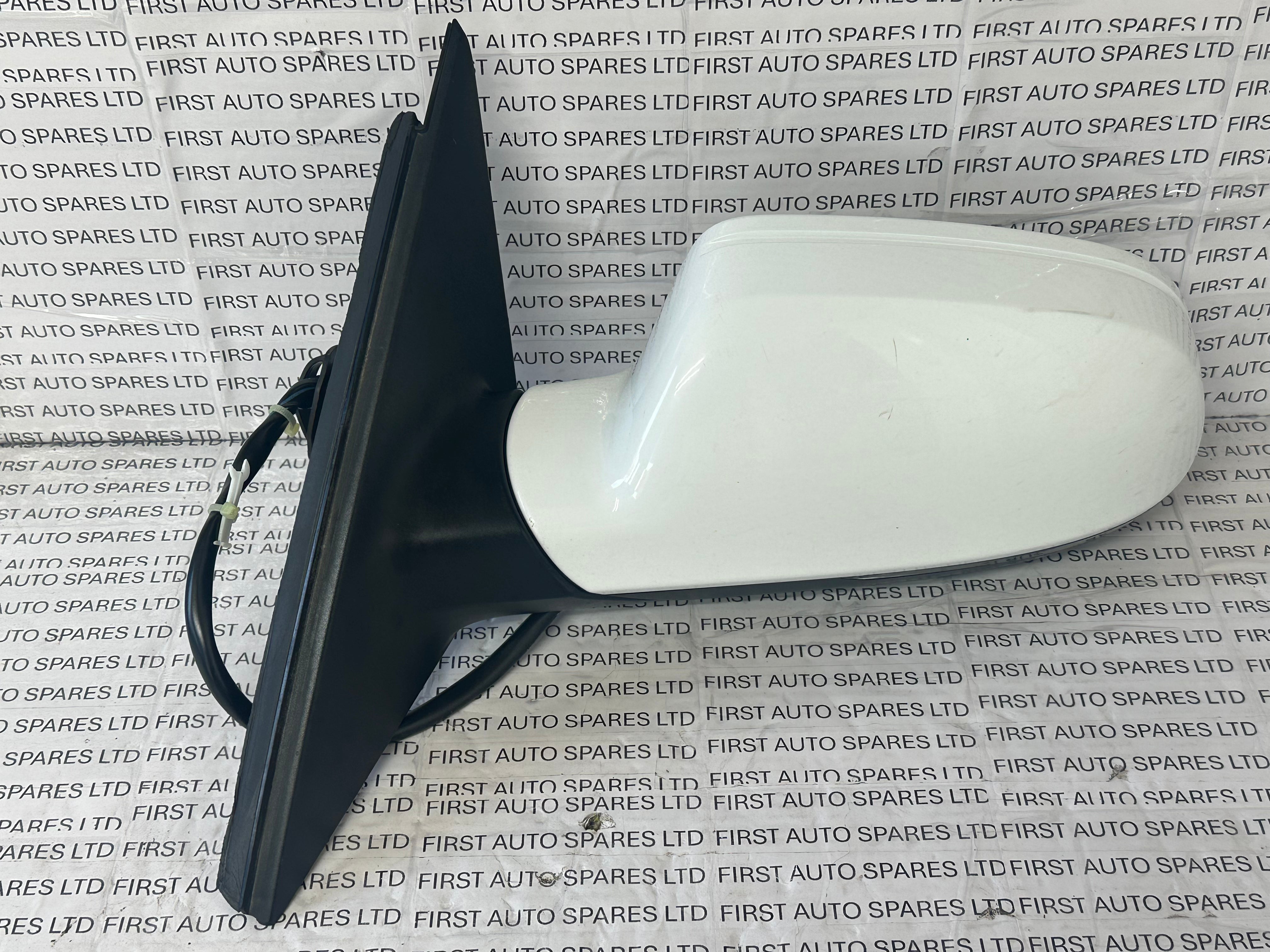 Audi A4 Left Wing Mirror (2014)