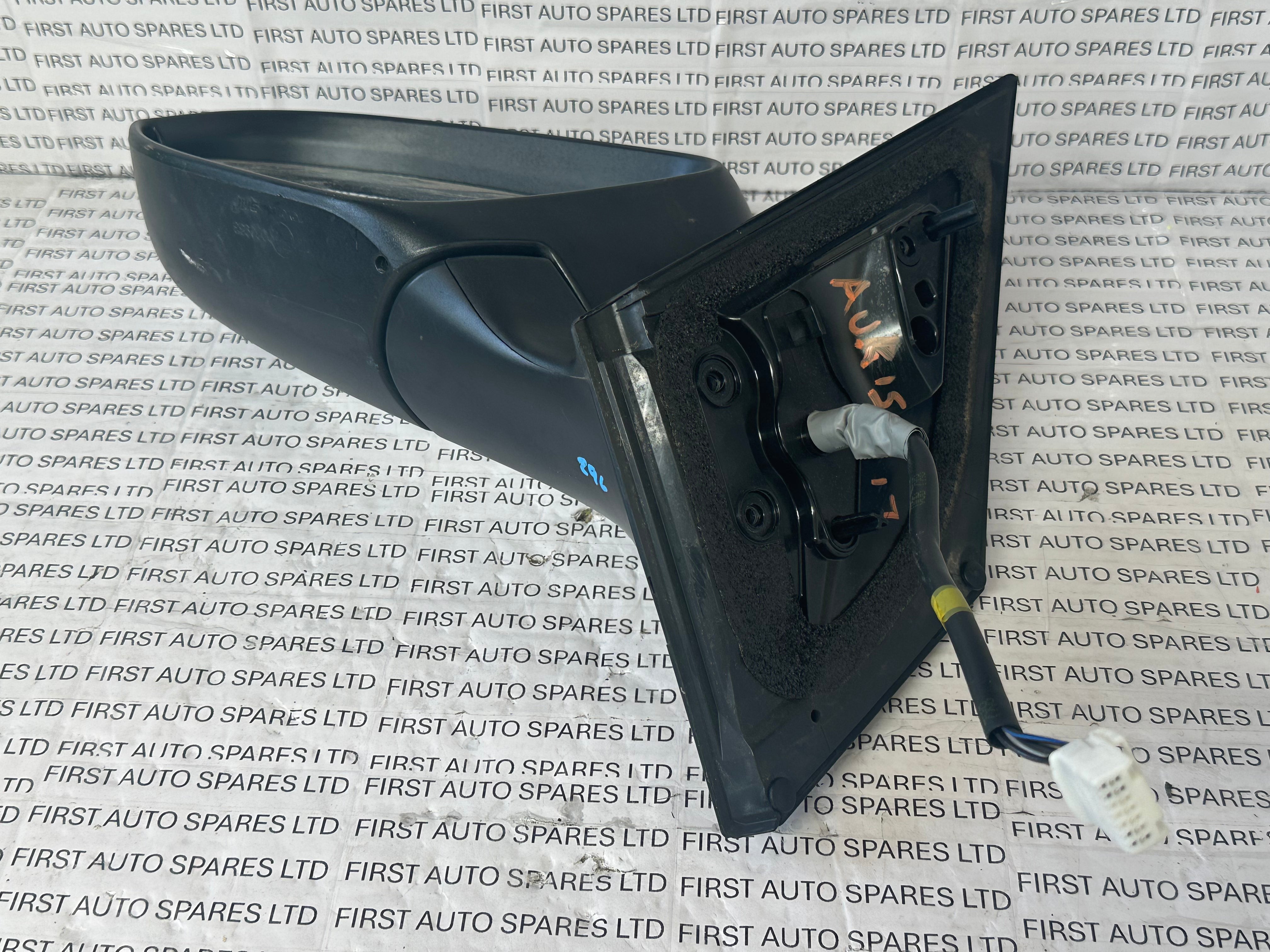 TOYOTA Auris 2017 Left Wing Mirror