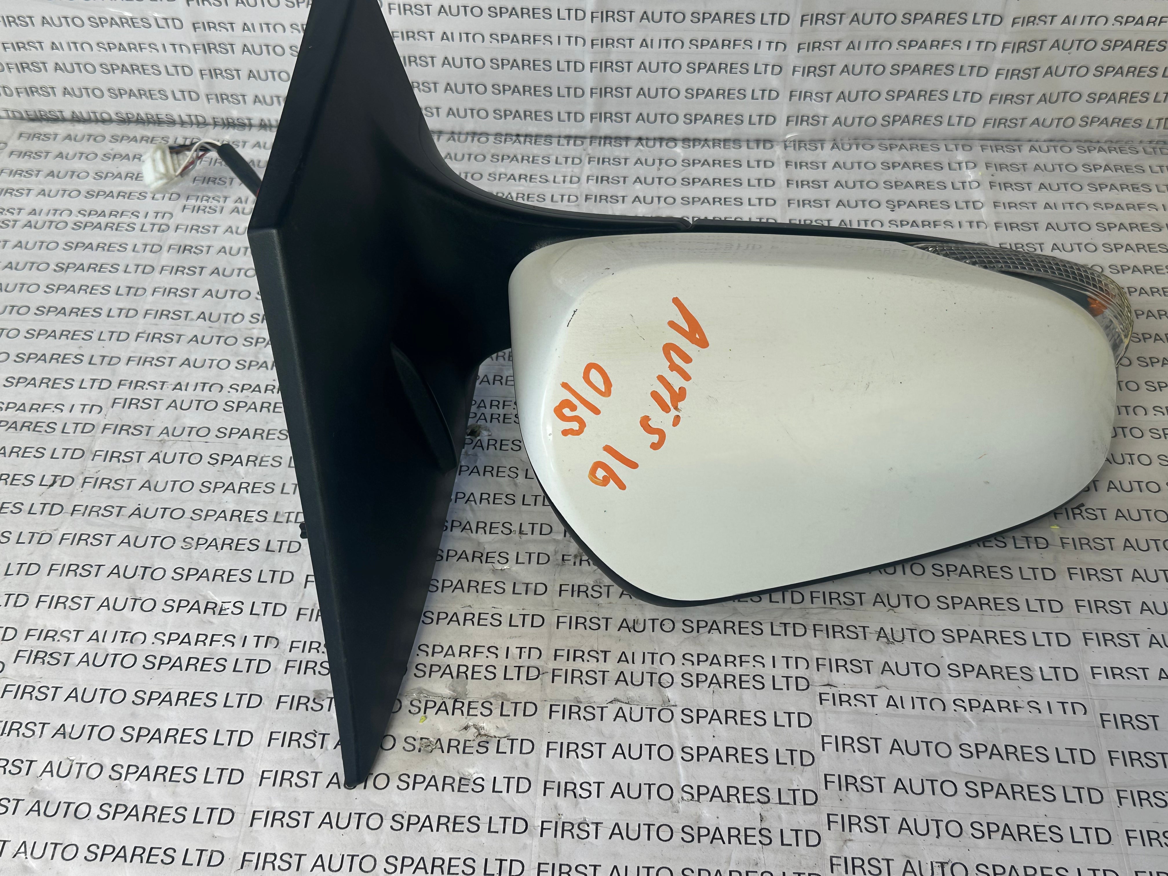 TOYOTA Auris 2016 Right Wing Mirror