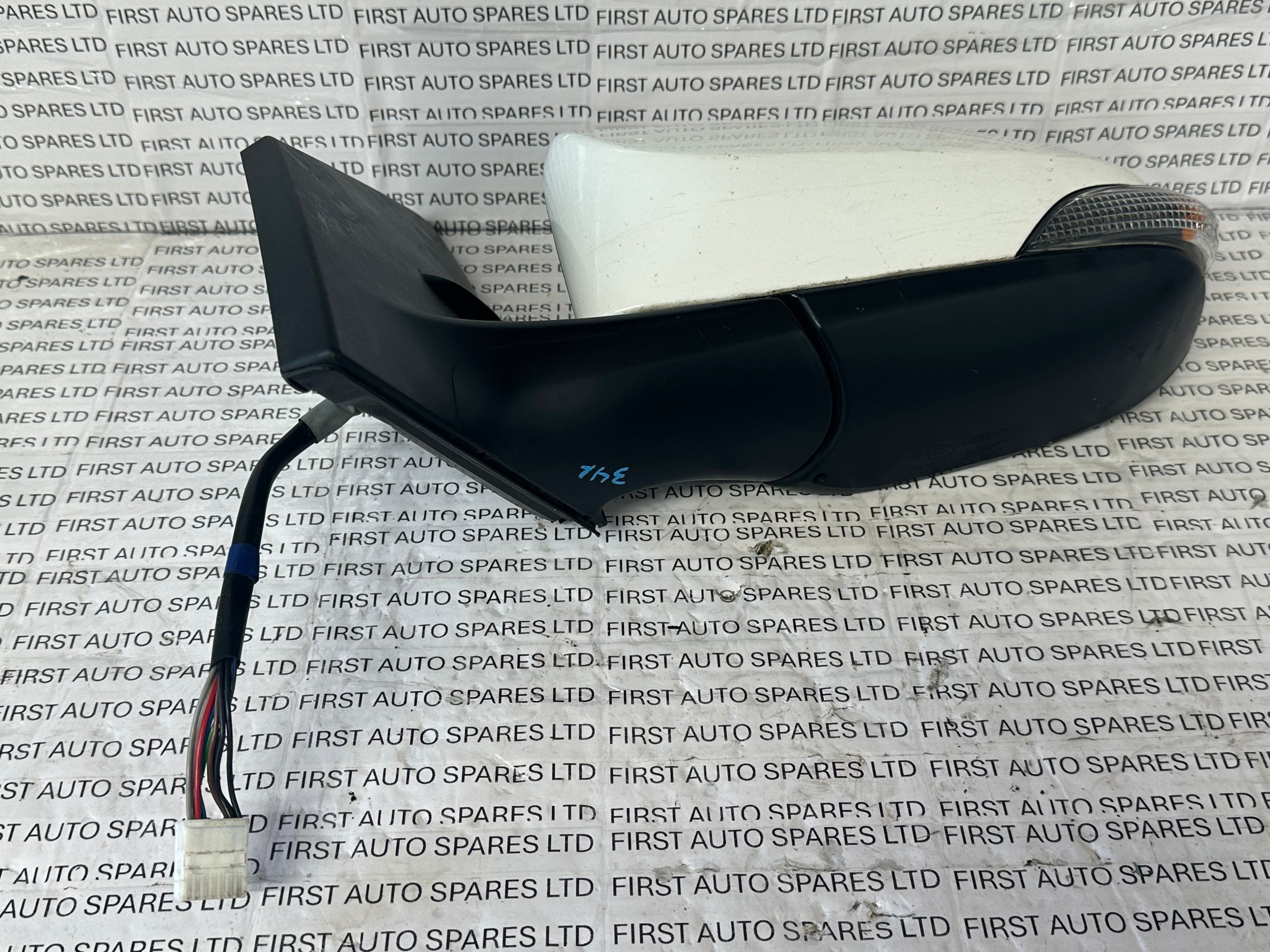 TOYOTA Auris 2016 Left Wing Mirror