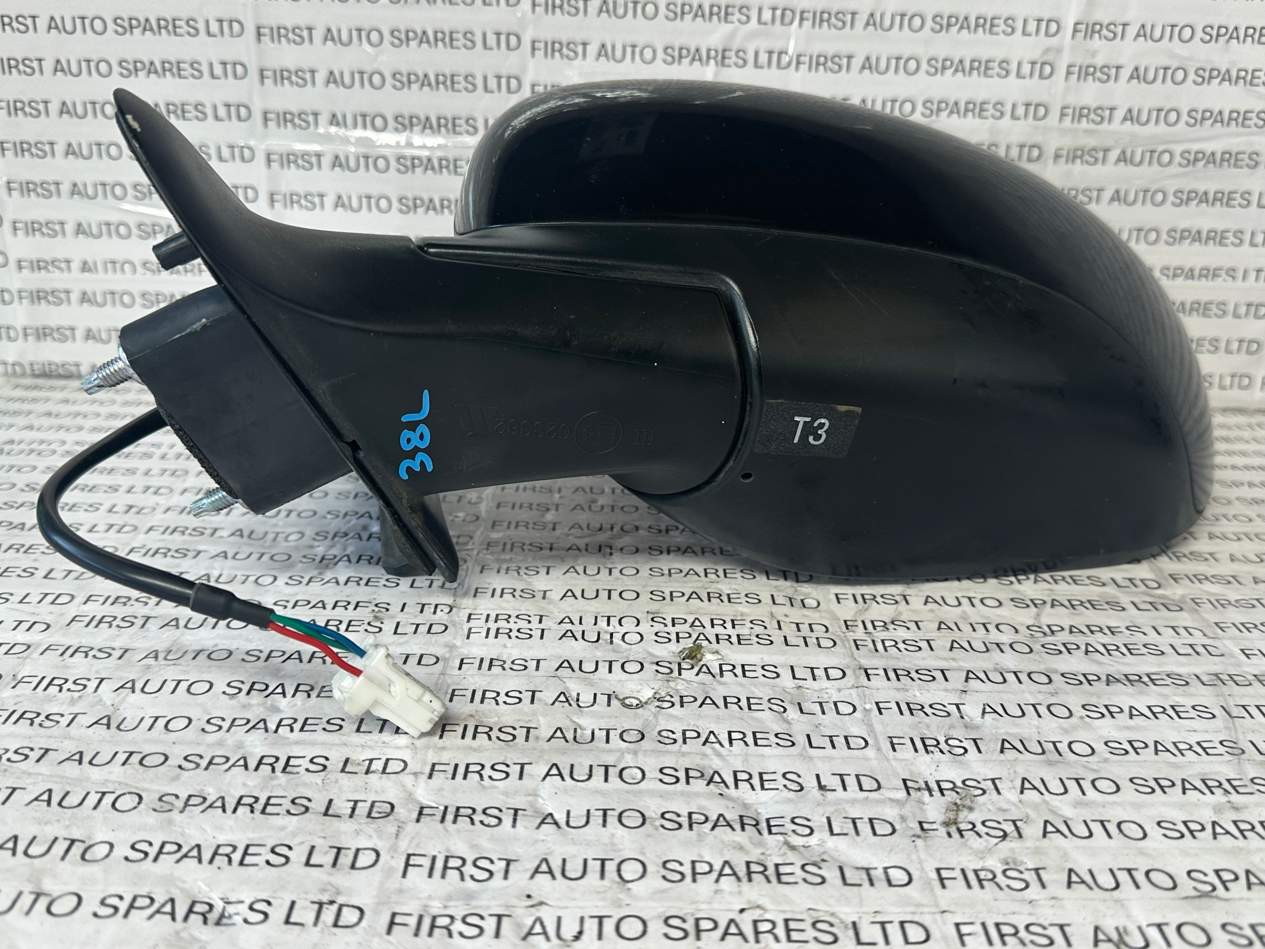 Nissan Juke 2014 Left Wing Mirror