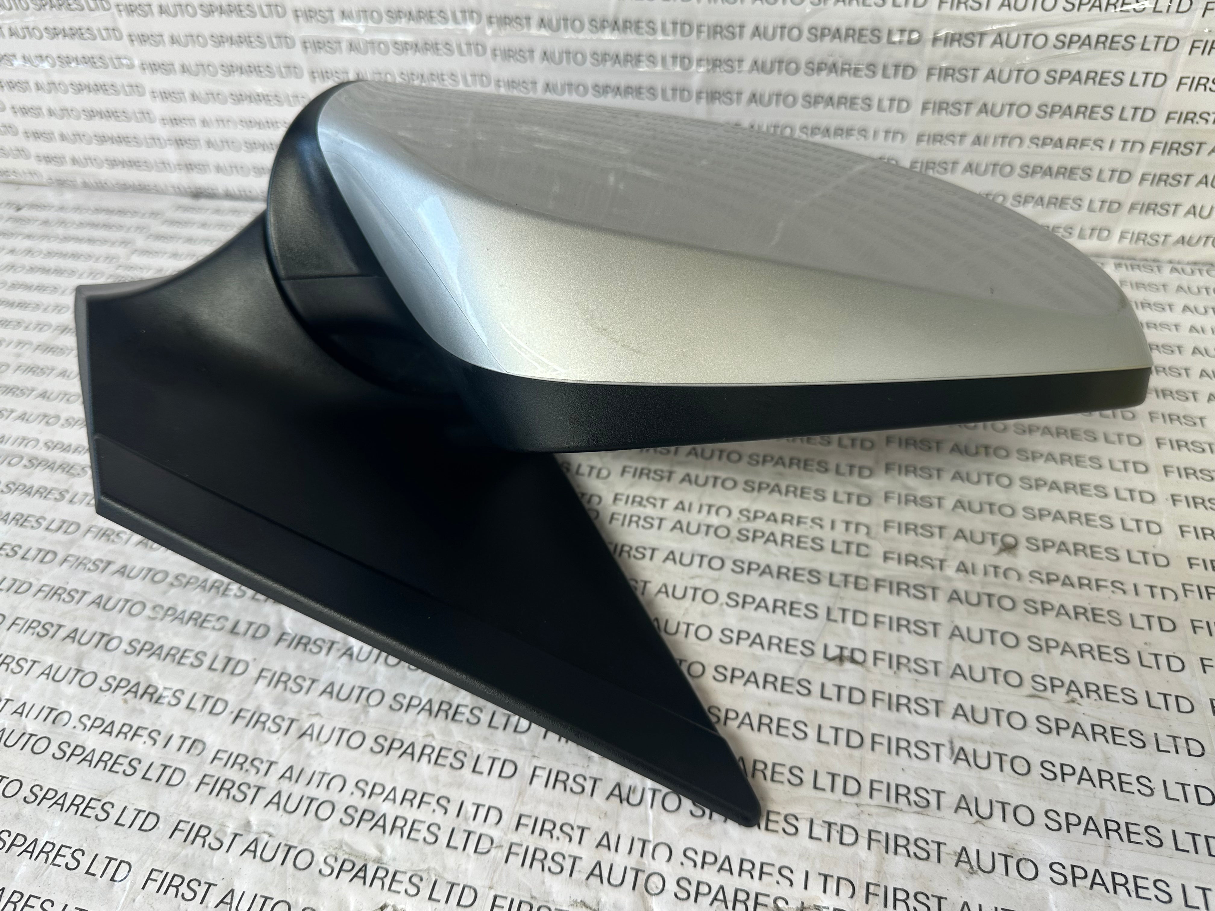 Hyundai i30 2016 Right Wing Mirror