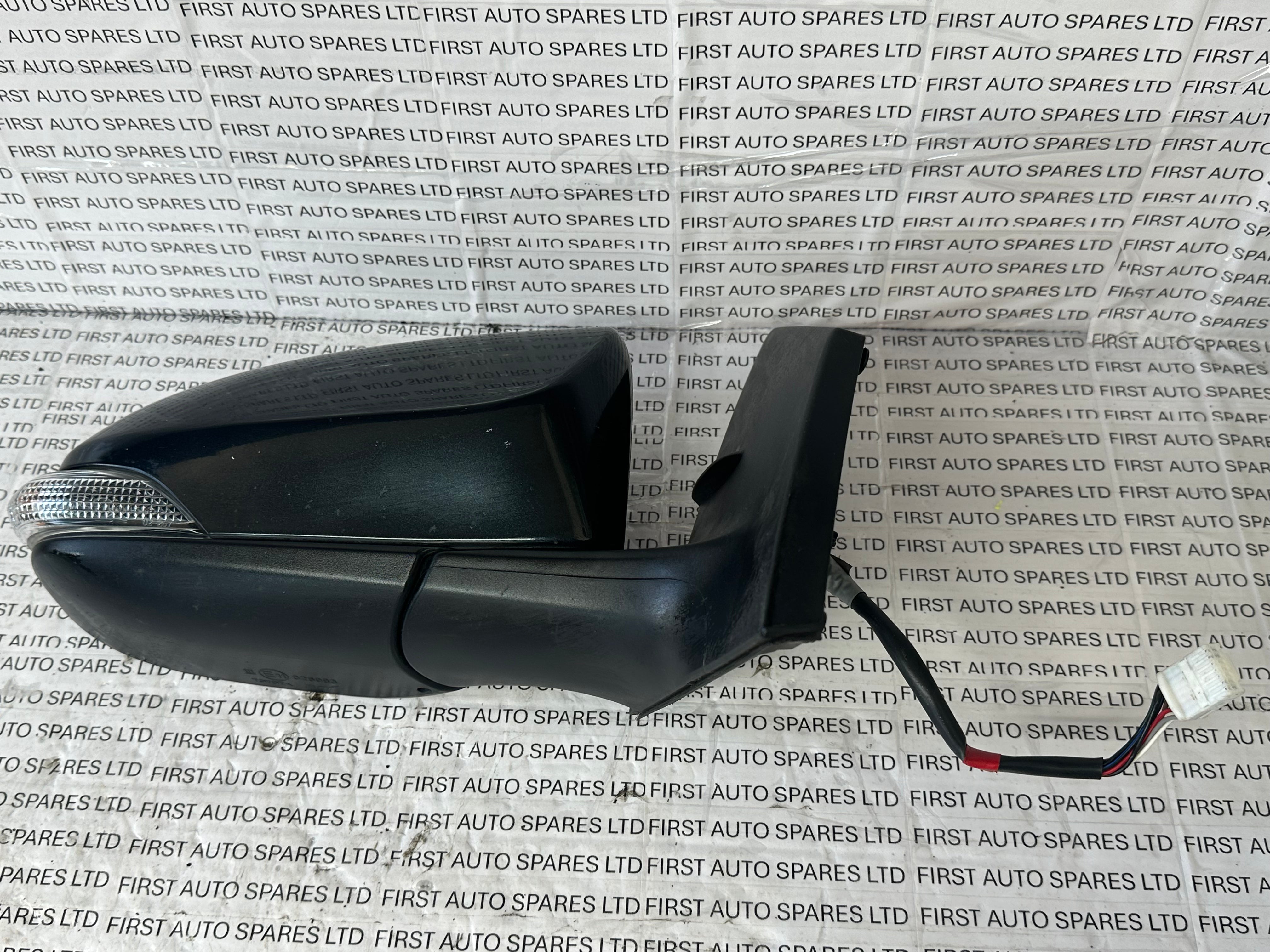 TOYOTA Auris 2013 Right Wing Mirror