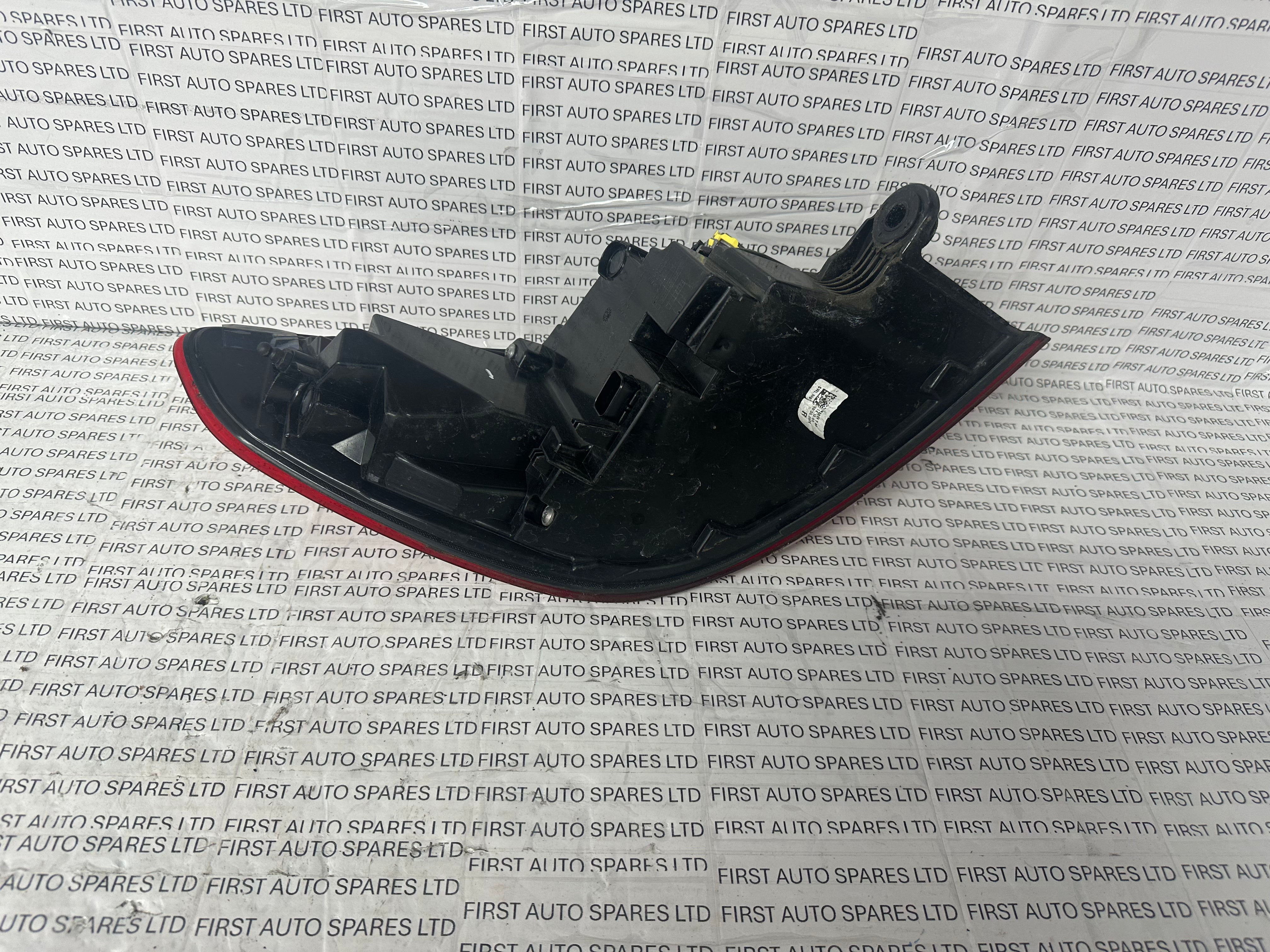 BMW F40 Left Rear Light (2019-2023)