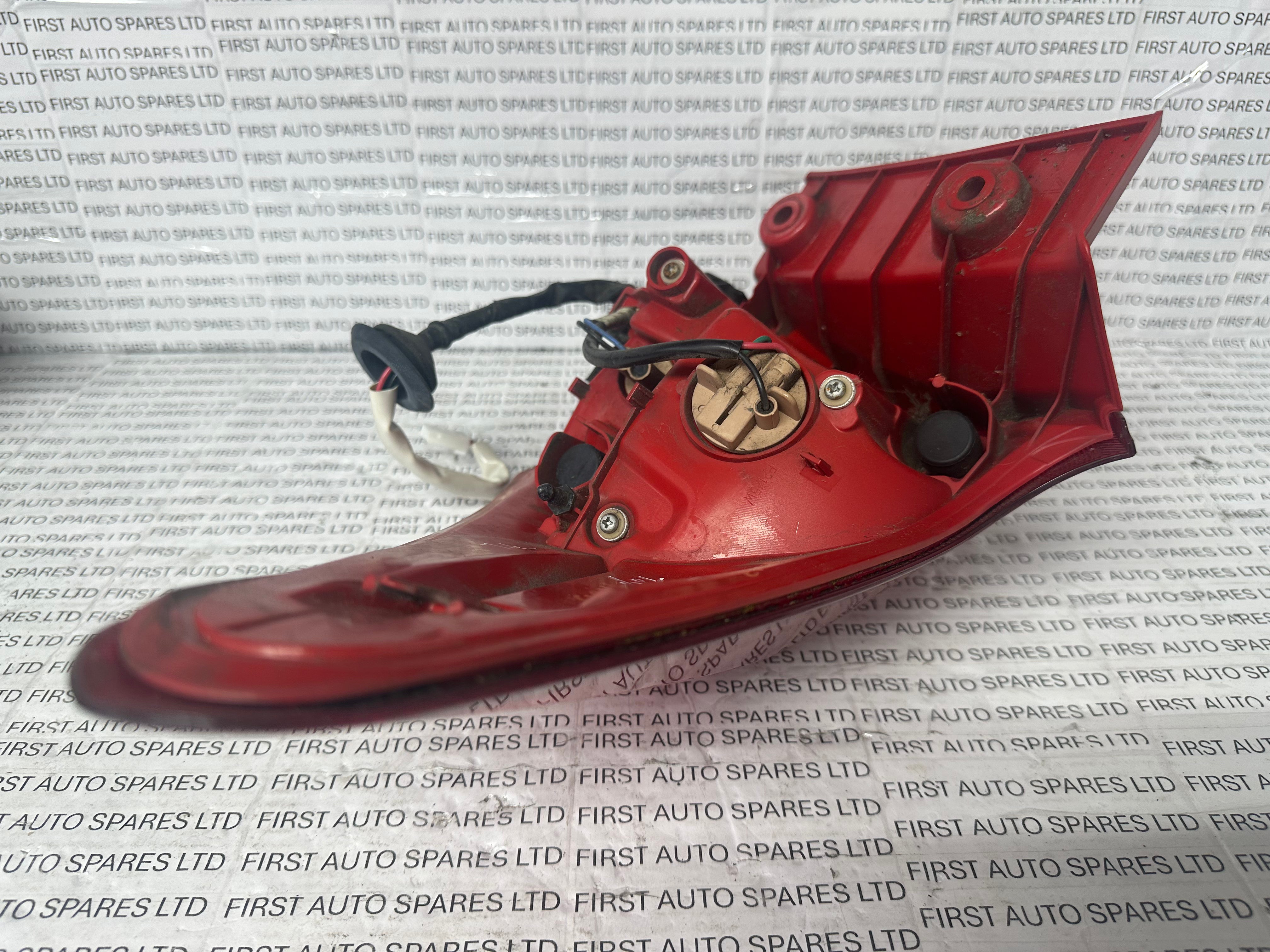 TOYOTA Auris Hatchback Left Rear Light – (2013)