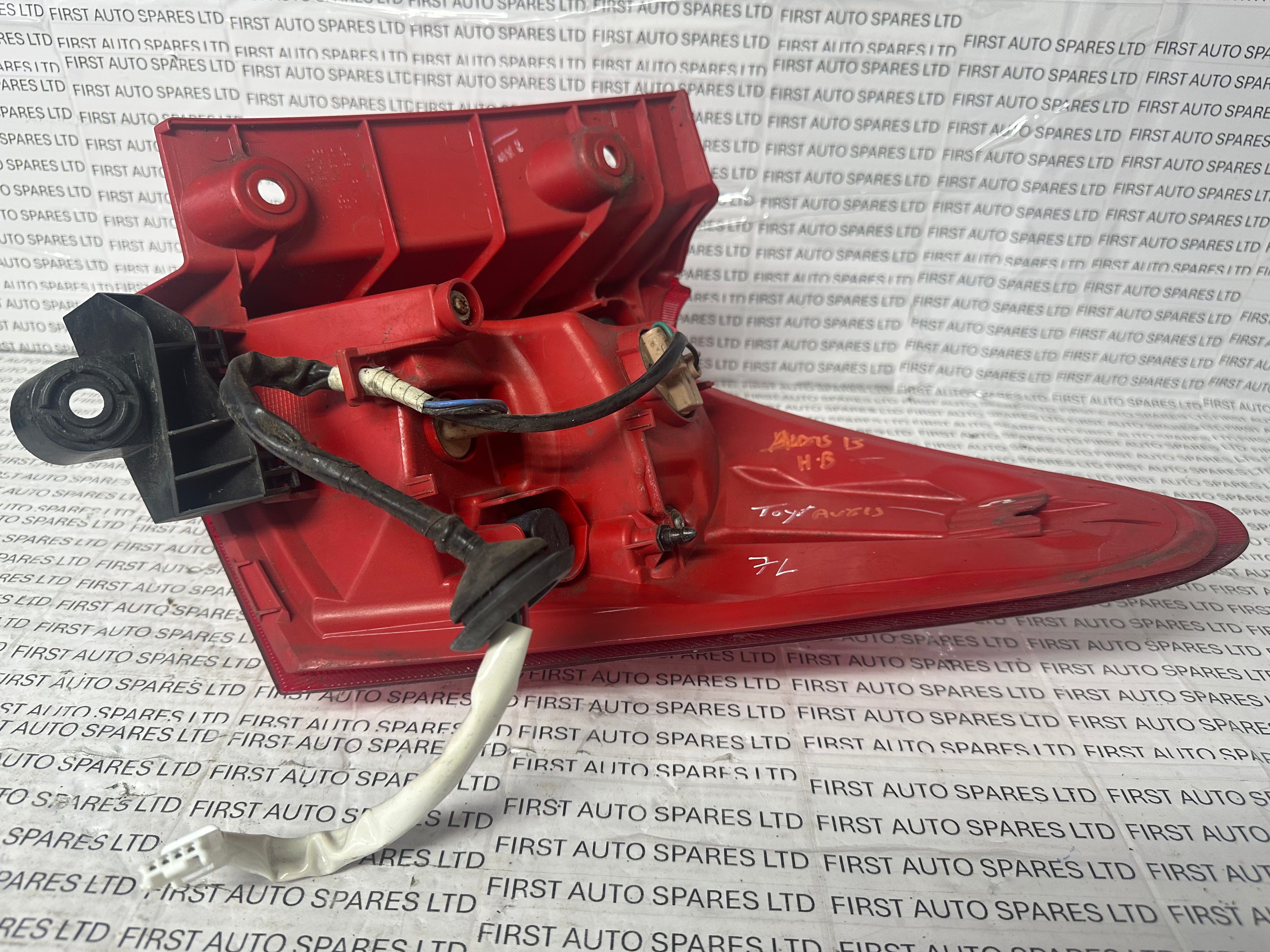 TOYOTA Auris Hatchback Left Rear Light – (2013)