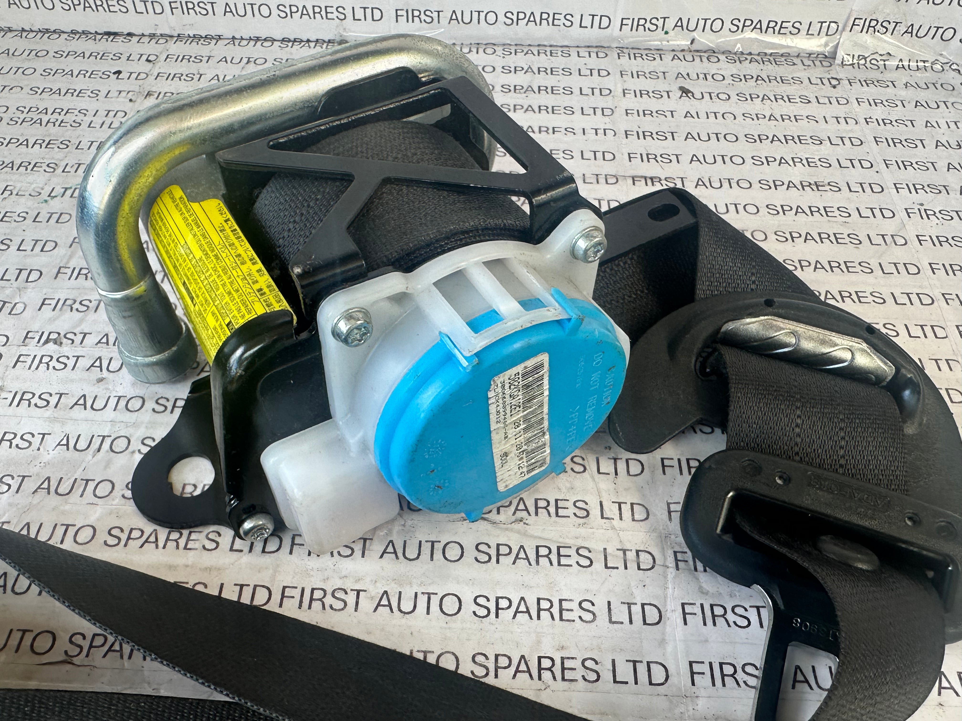 TOYOTA YARIS 2013 RIGHT FRONT SEATBELT