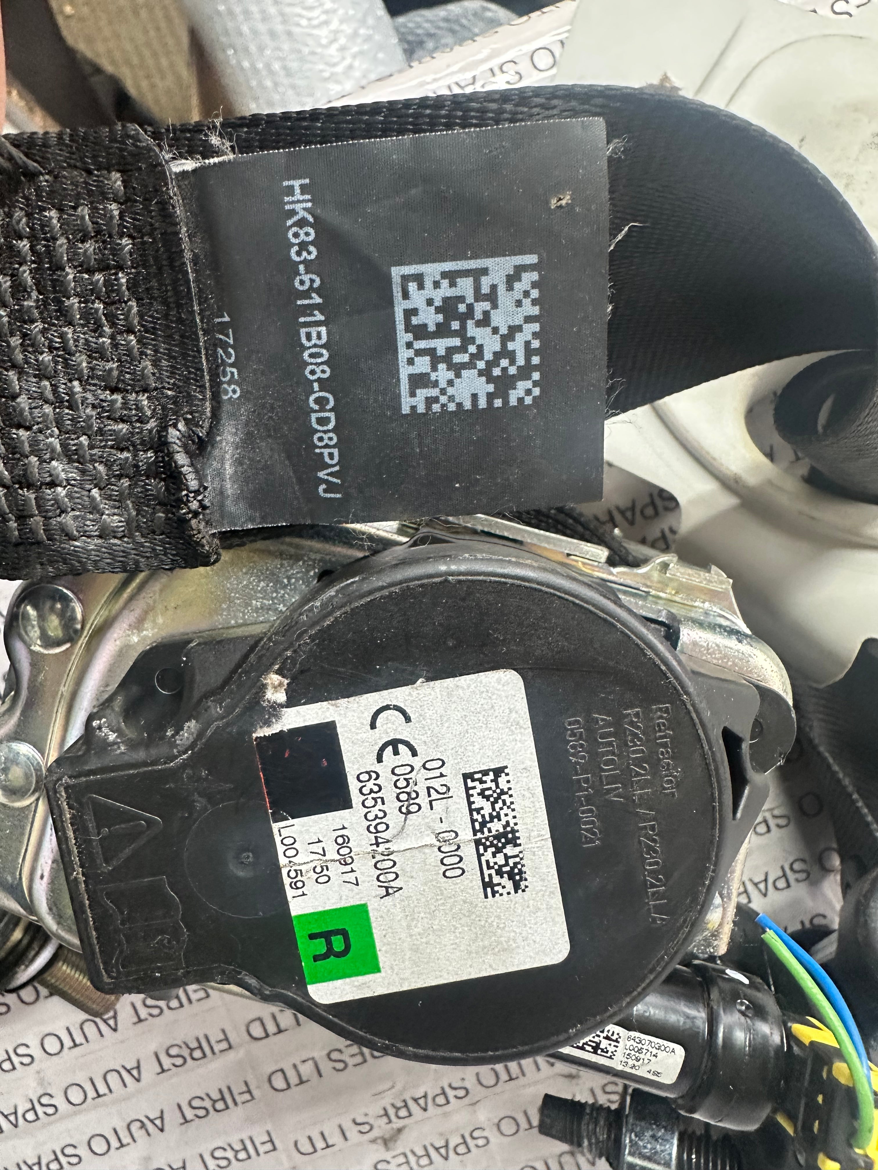 Jaguar F-Pace 2018 Front Driver's Right O/S/F Seatbelt (635394200A)